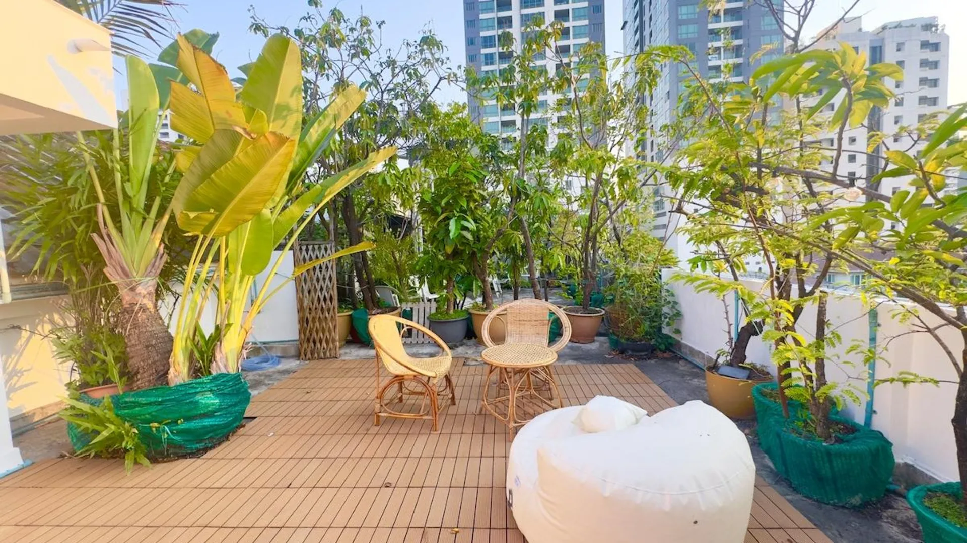 방콕 수쿰윗 / 스쿰빗의 프라이빗 하우스 (300m², 침실 1개, 프라이빗 욕실 4개) 3성급 싱글룸 외관