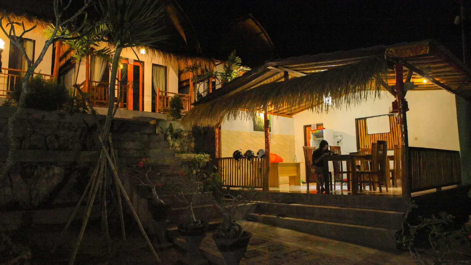 발리 다유 하우스 2성급 호텔 수영장