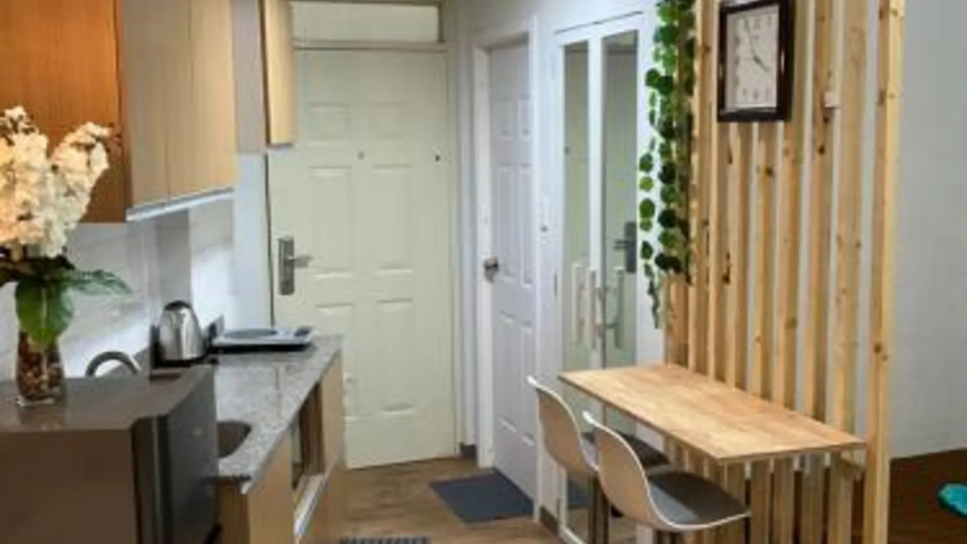 세부 Cozy Staycation Near Cebu Airport with Pool & Gym , Free Wifi 3성급 호텔 전망