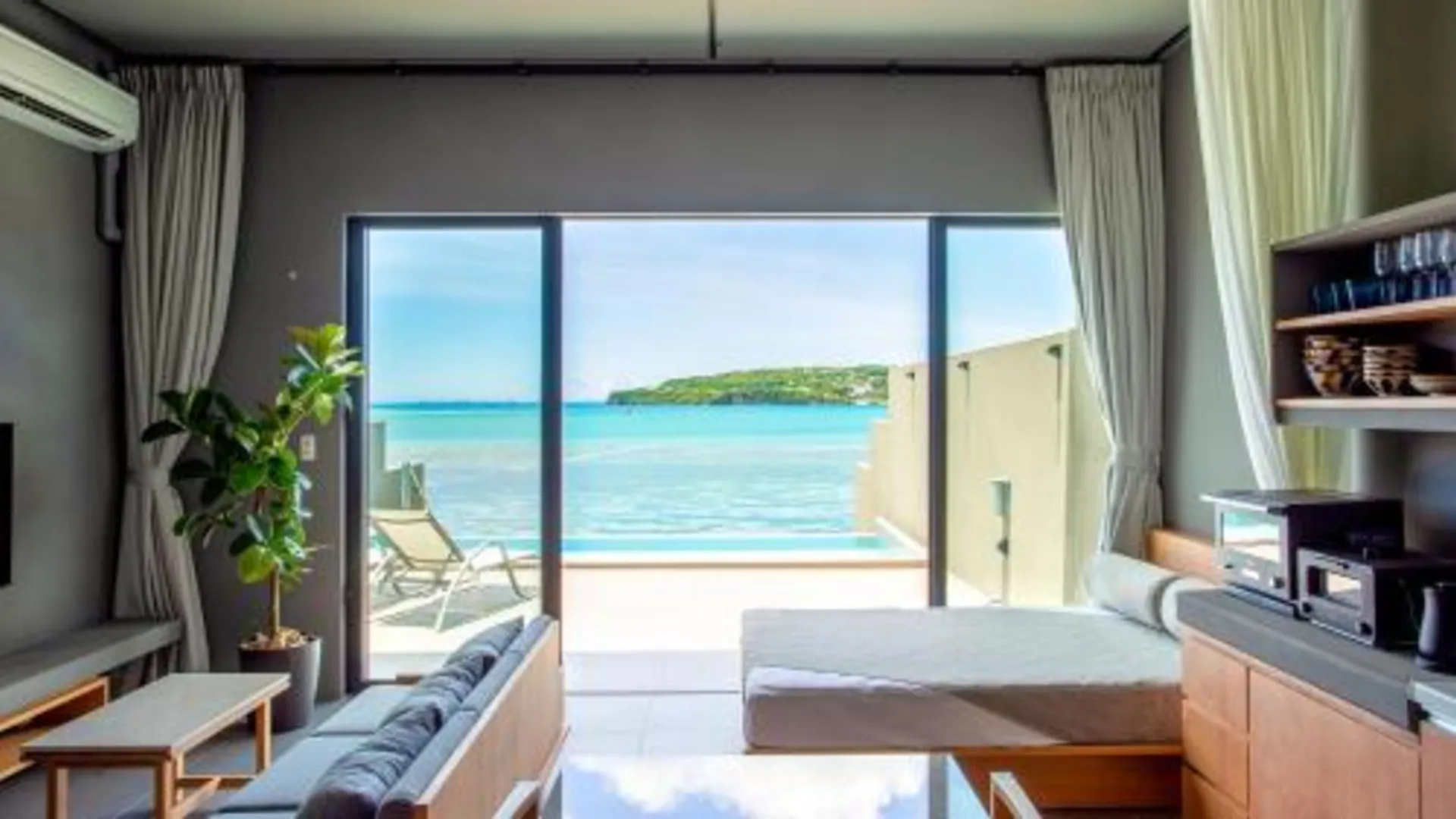 오키나와 본섬 펠리스 빌라 스위트 코우리지마뷰 5성급 호텔 스위트룸