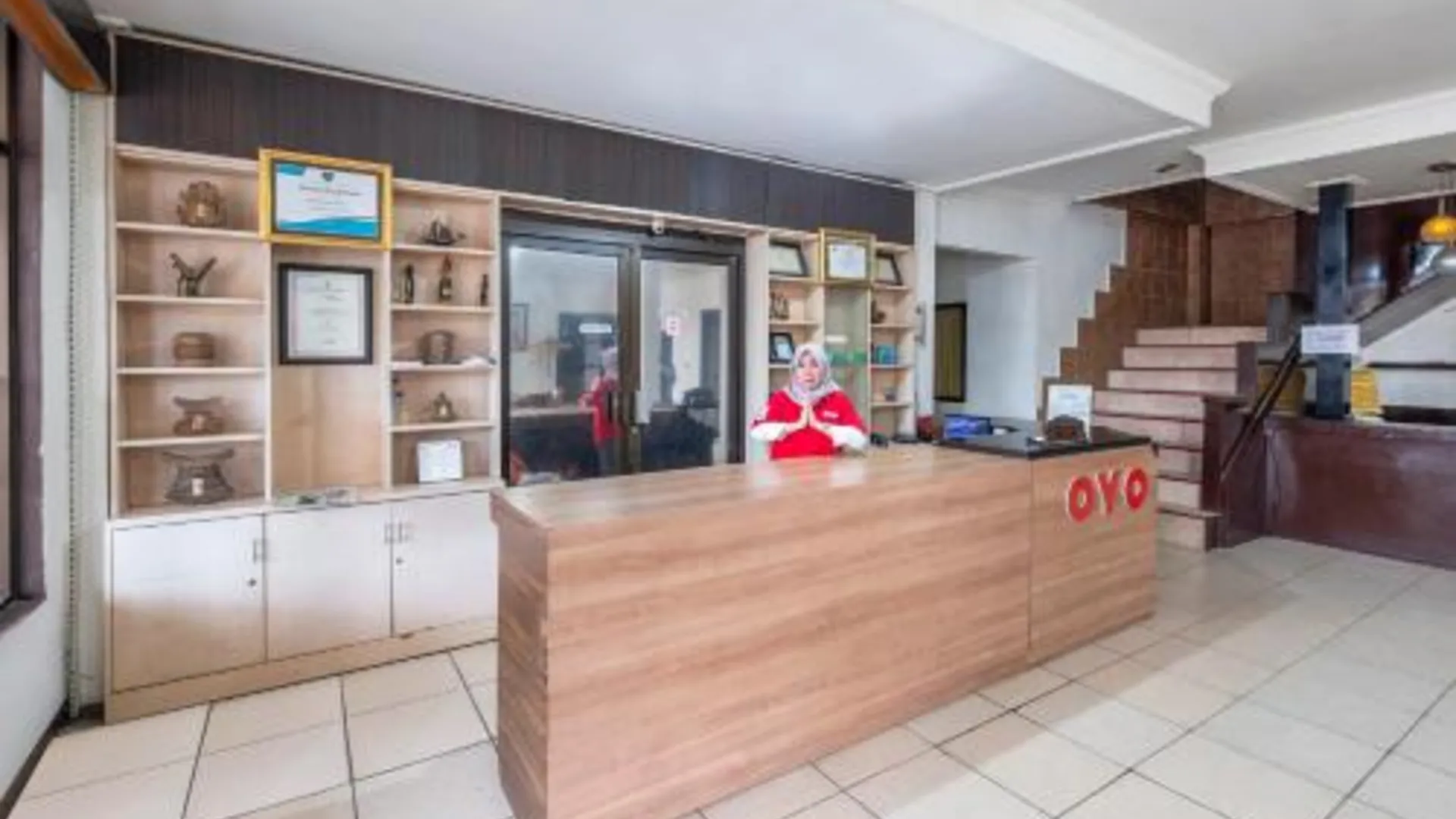 마카사르 Hotel O Transit 2 2성급 호텔 레스토랑