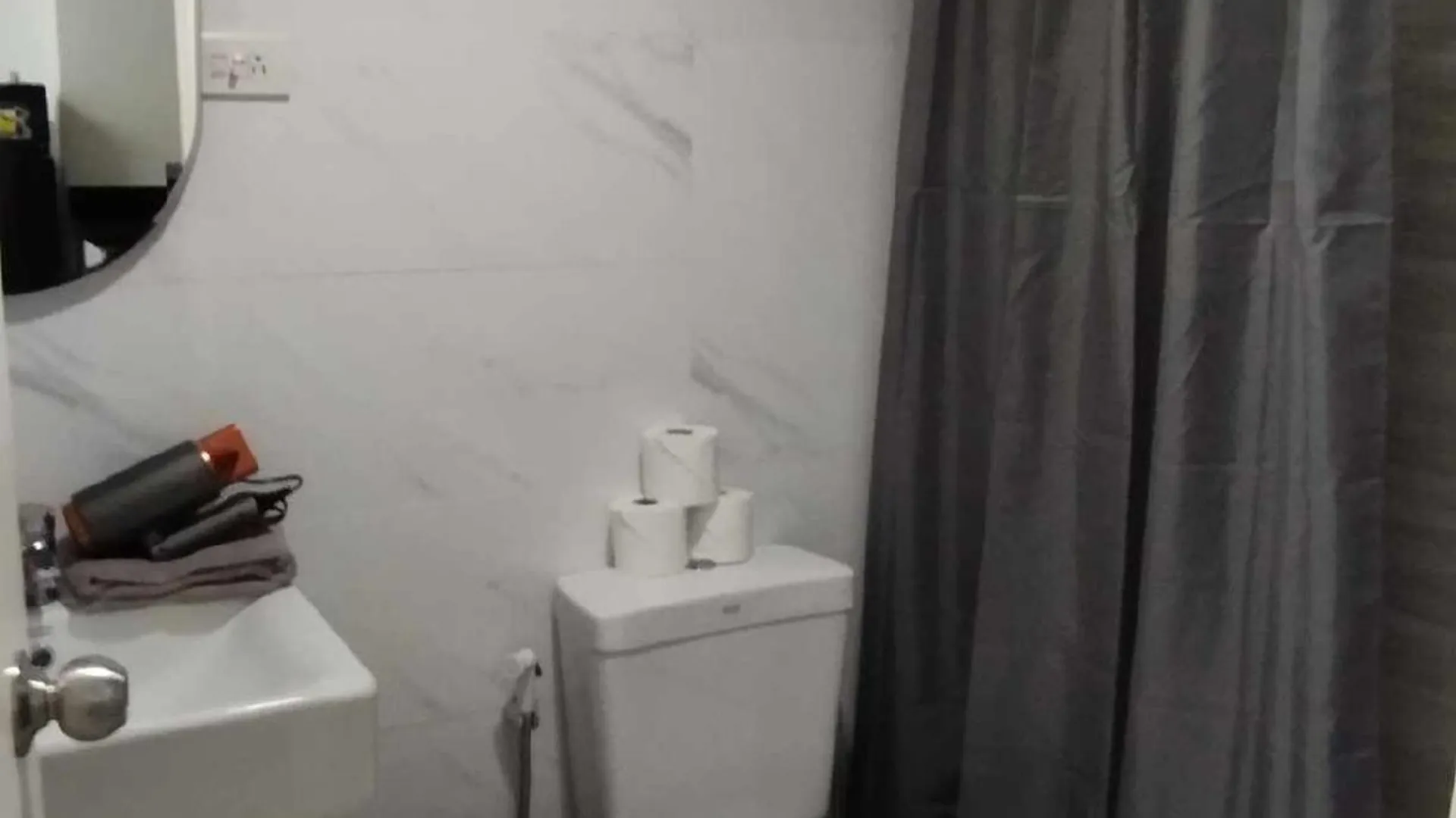 세부 IT 파크의 프라이빗 하우스 (30m², 침실 1개, 프라이빗 욕실 1개) 3성급 싱글룸 스위트룸