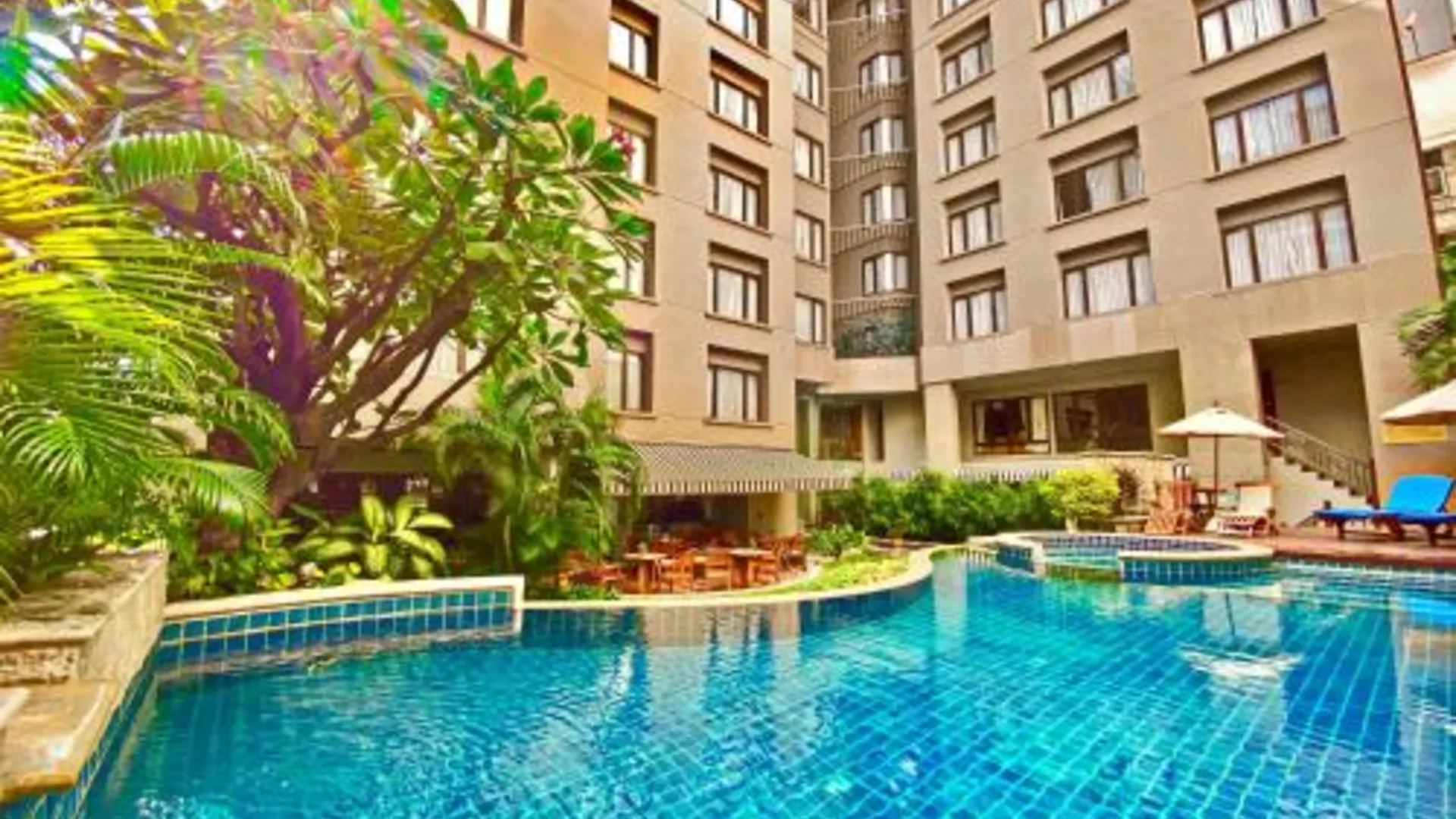 방콕 실롬 세린 호텔 4성급 호텔 로비