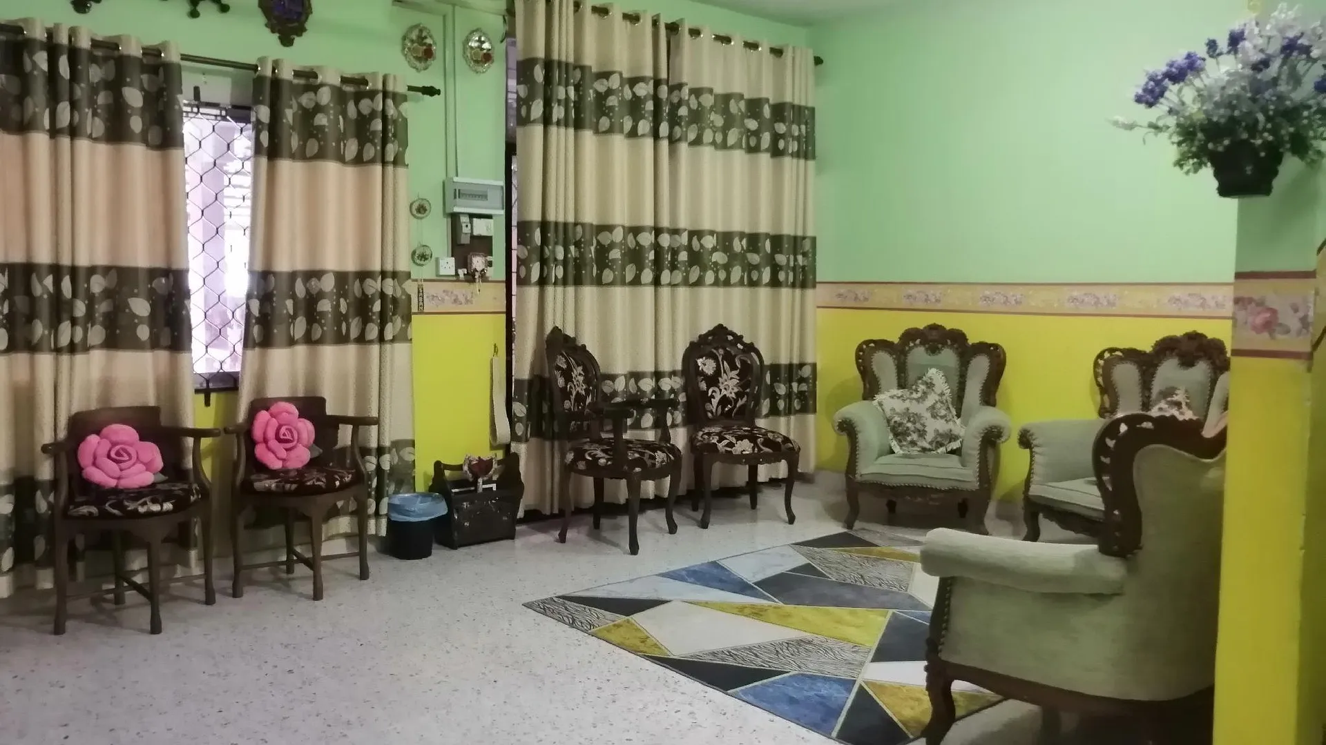 크루앙 클루앙 시티 센터의 프라이빗 하우스 (322m², 침실 3개, 프라이빗 욕실 2개) 2성급 싱글룸 객실