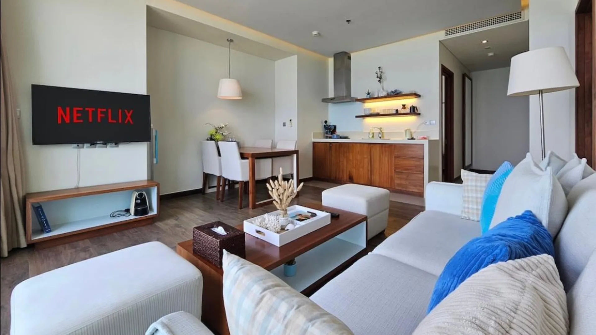 다낭 프억 미의 아파트먼트 (90m², 침실 2개, 프라이빗 욕실 2개) 5성급 싱글룸 스위트룸