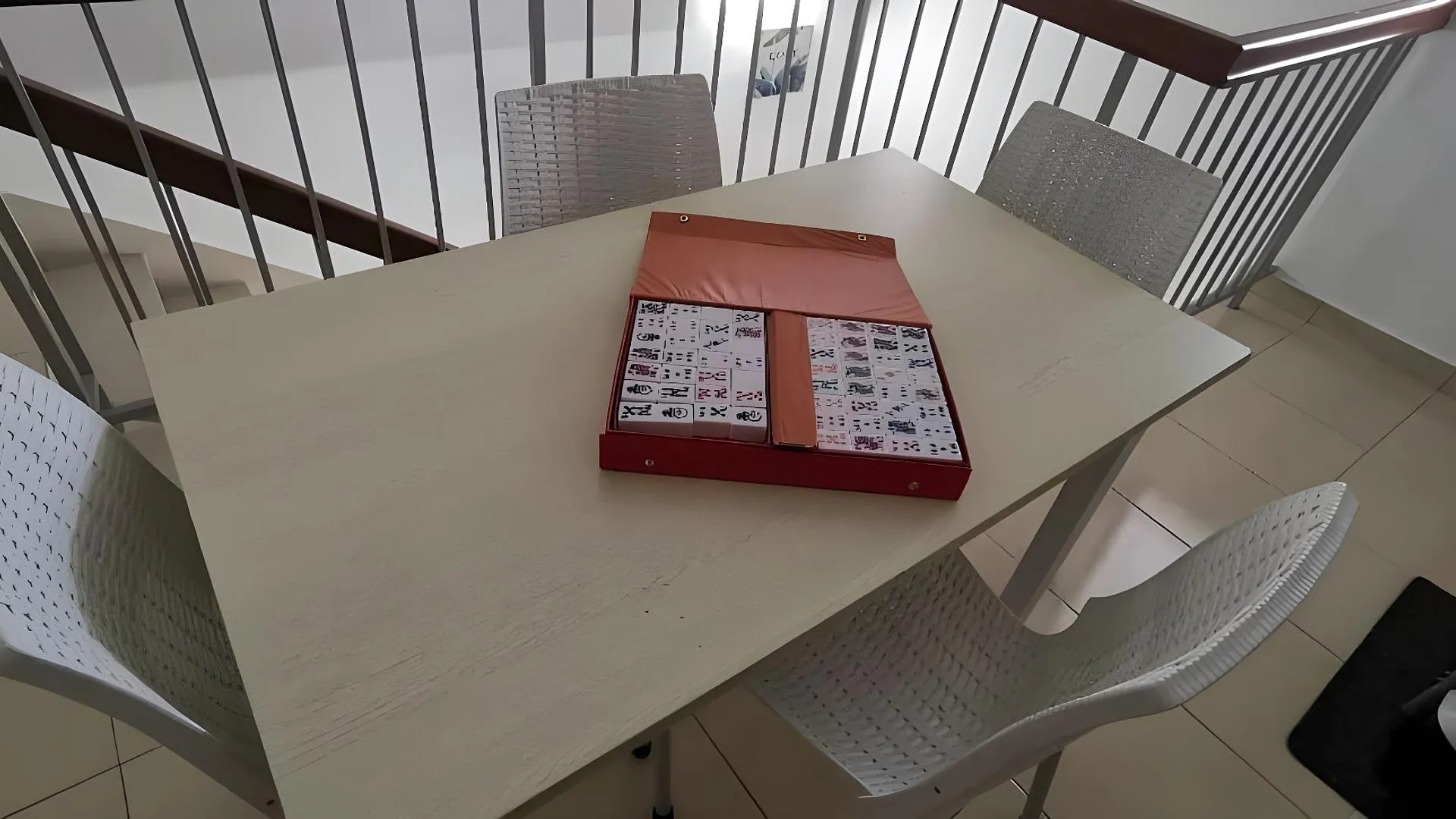 포트 딕슨 타만 탄중의 프라이빗 하우스 (m², 침실 5개, 프라이빗 욕실 3개) 3성급 싱글룸 전망