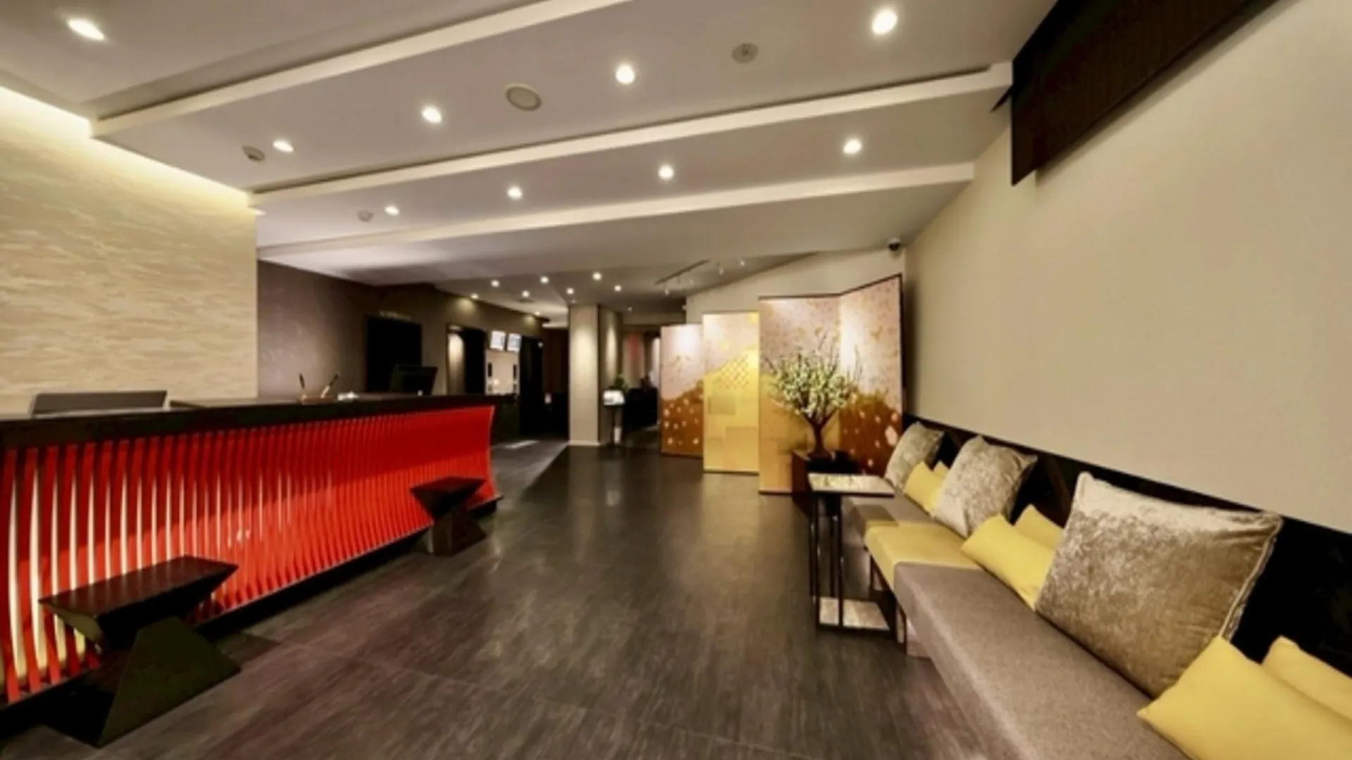 오사카 쿠로몬 크리스탈 호텔 3성급 호텔 로비