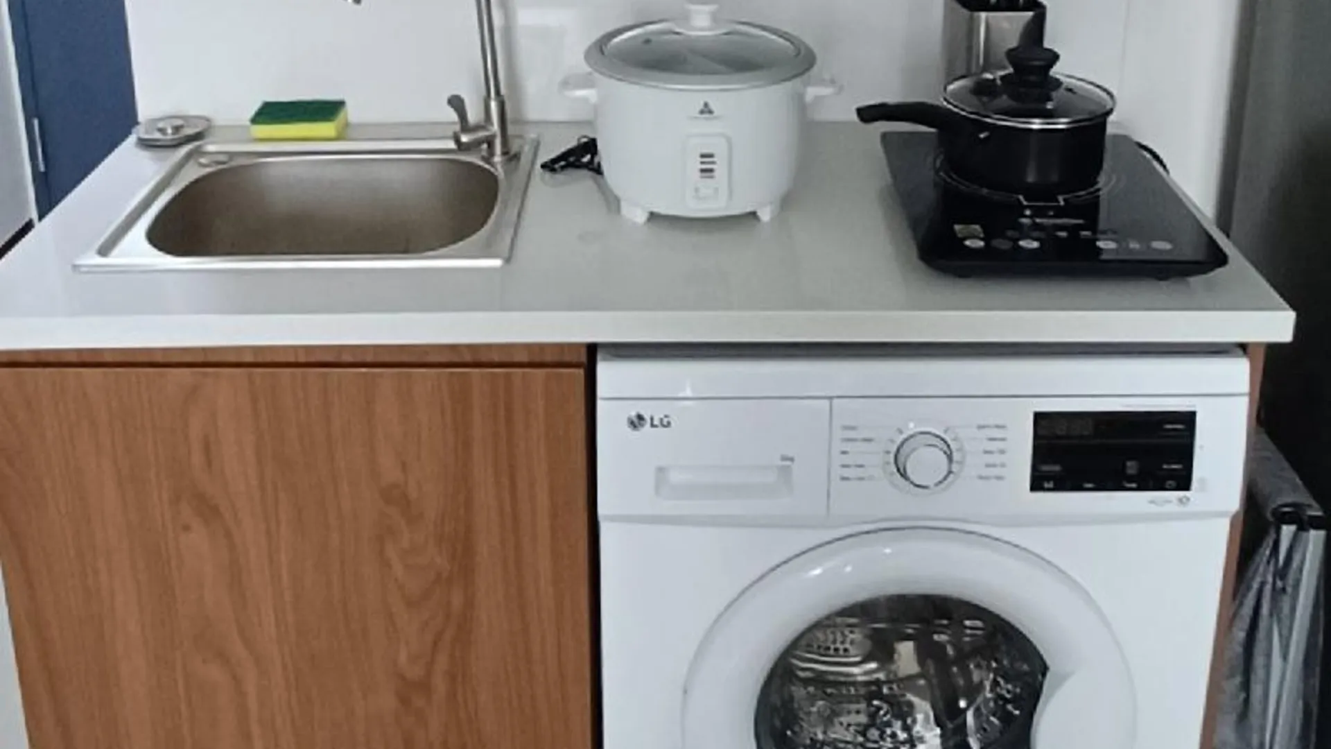 세부 막탄 섬의 프라이빗 하우스 (m², 침실 1개, 프라이빗 욕실 1개) 2성급 싱글룸 레스토랑