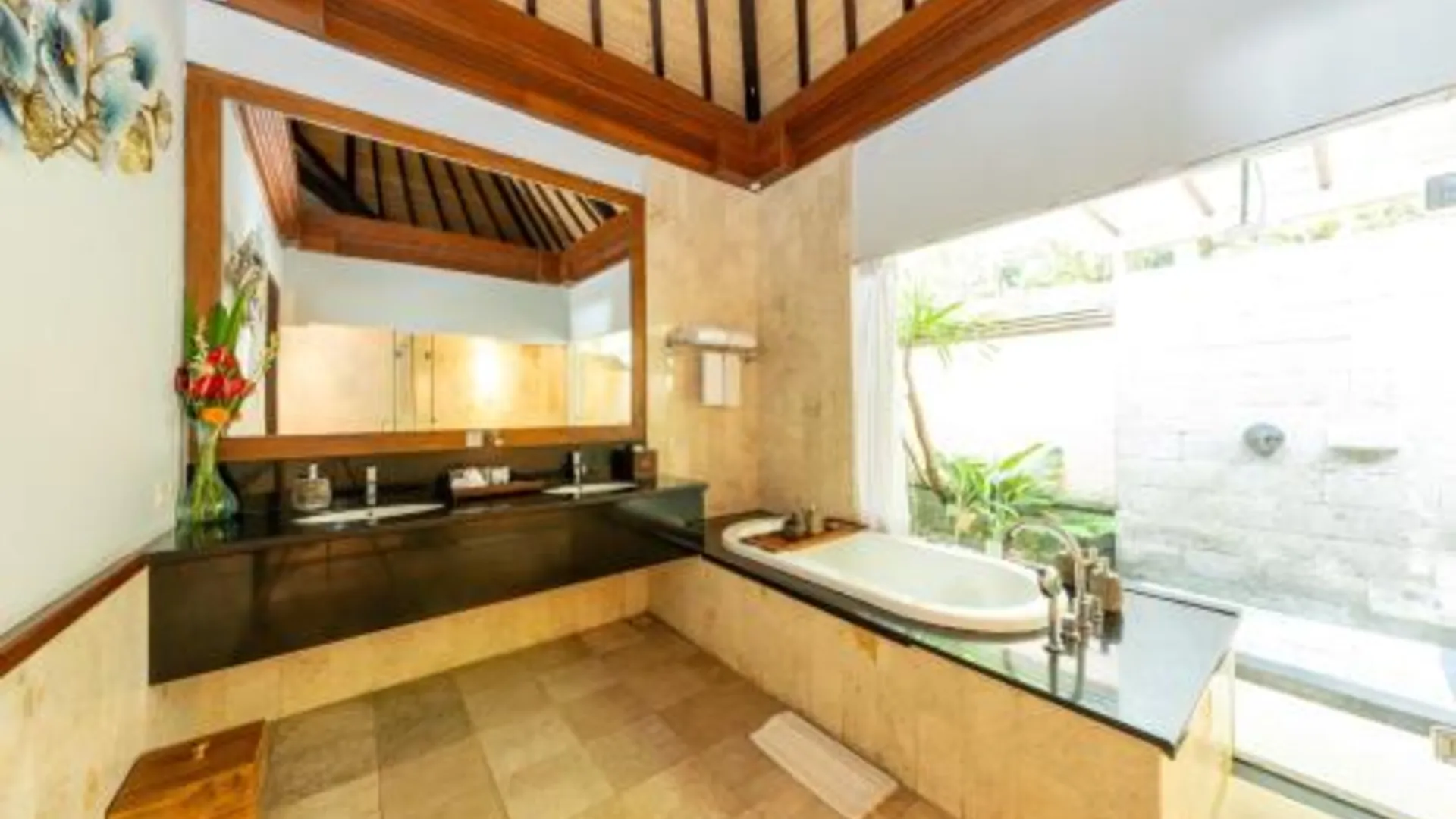 발리 더 로카 우붓 리조트 빌라 앤 스파 5성급 호텔 레스토랑