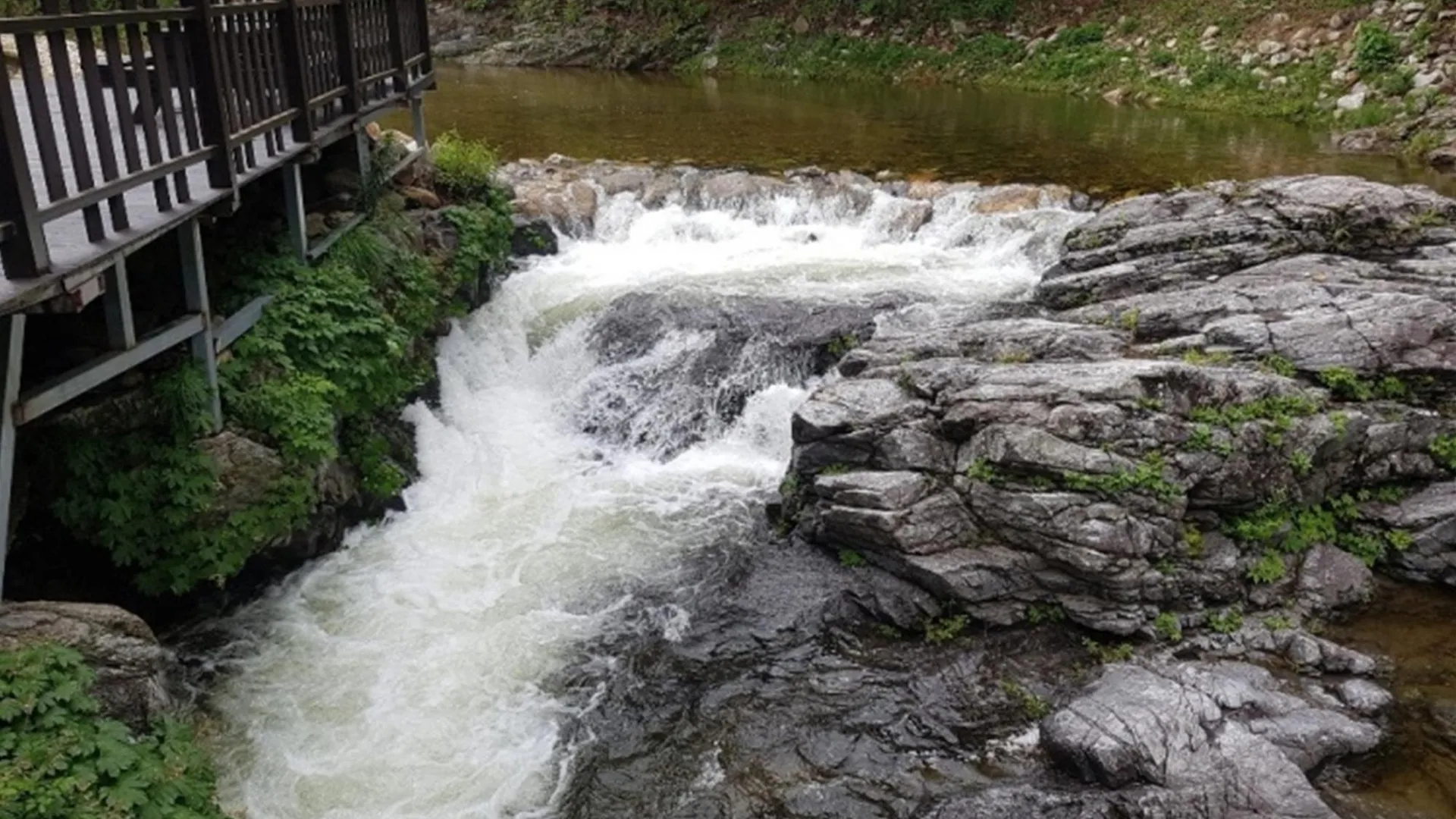 양양 양양캠핑장펜션 1성급 게스트하우스 외관