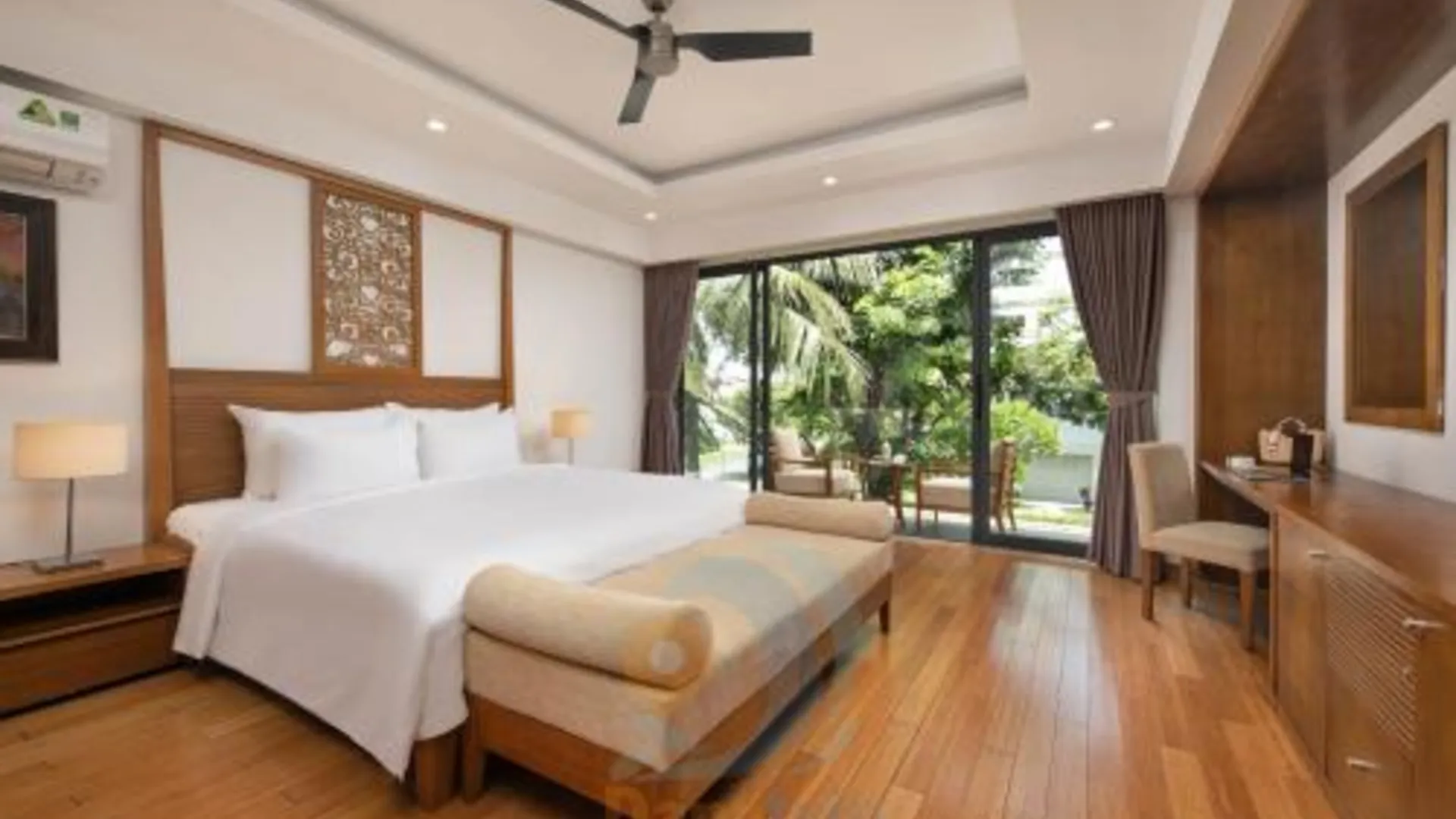 다낭 오션 빌라스 비치 리조트 5성급 호텔 스위트룸