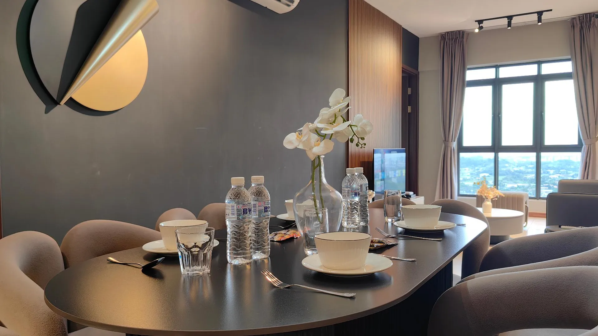 코타키나발루 크파얀의 아파트먼트 (65m², 침실 2개, 프라이빗 욕실 2개) 3성급 싱글룸 레스토랑