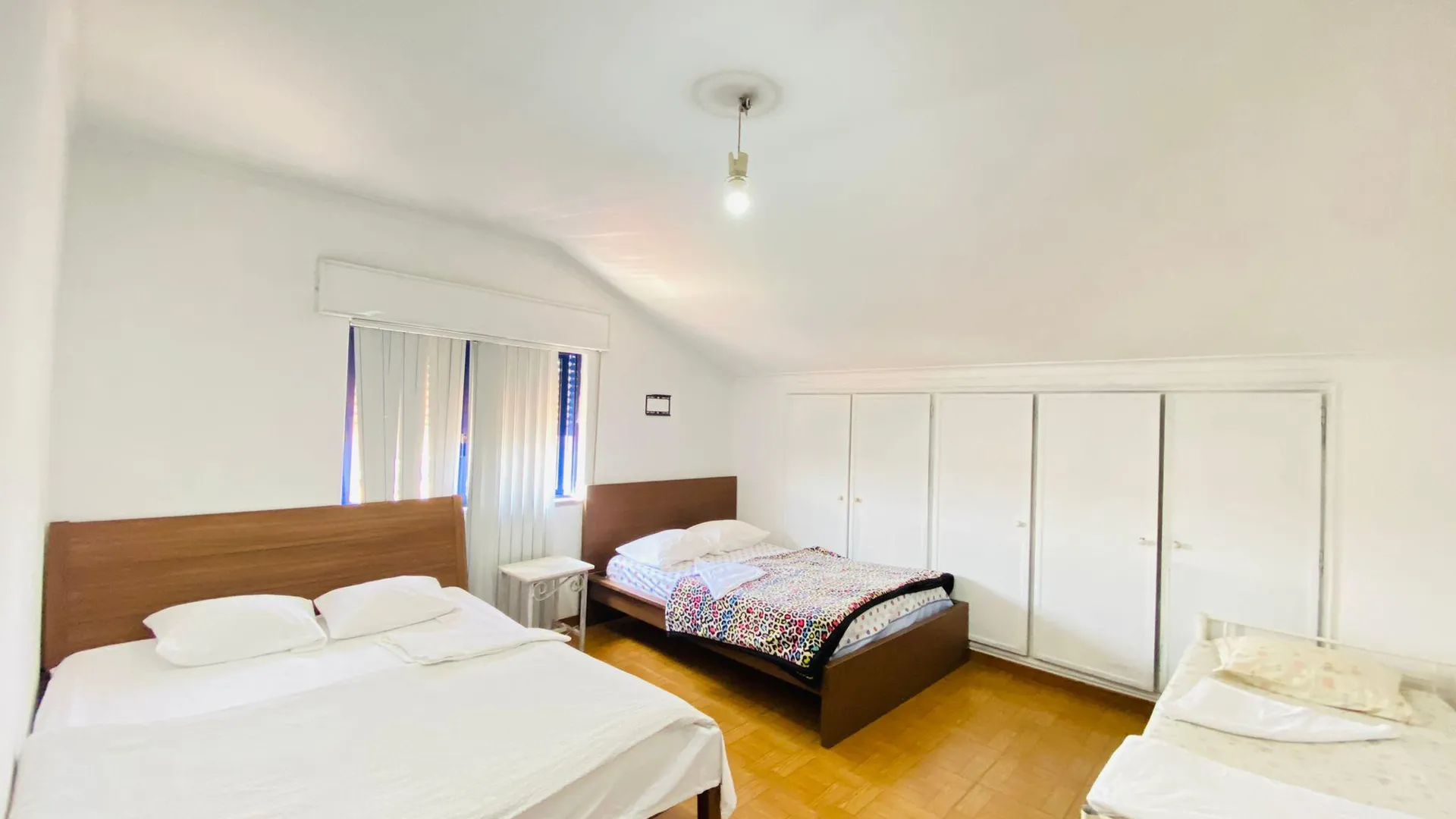 세심브라 Come Inn Sesimbra 2성급 호텔 로비