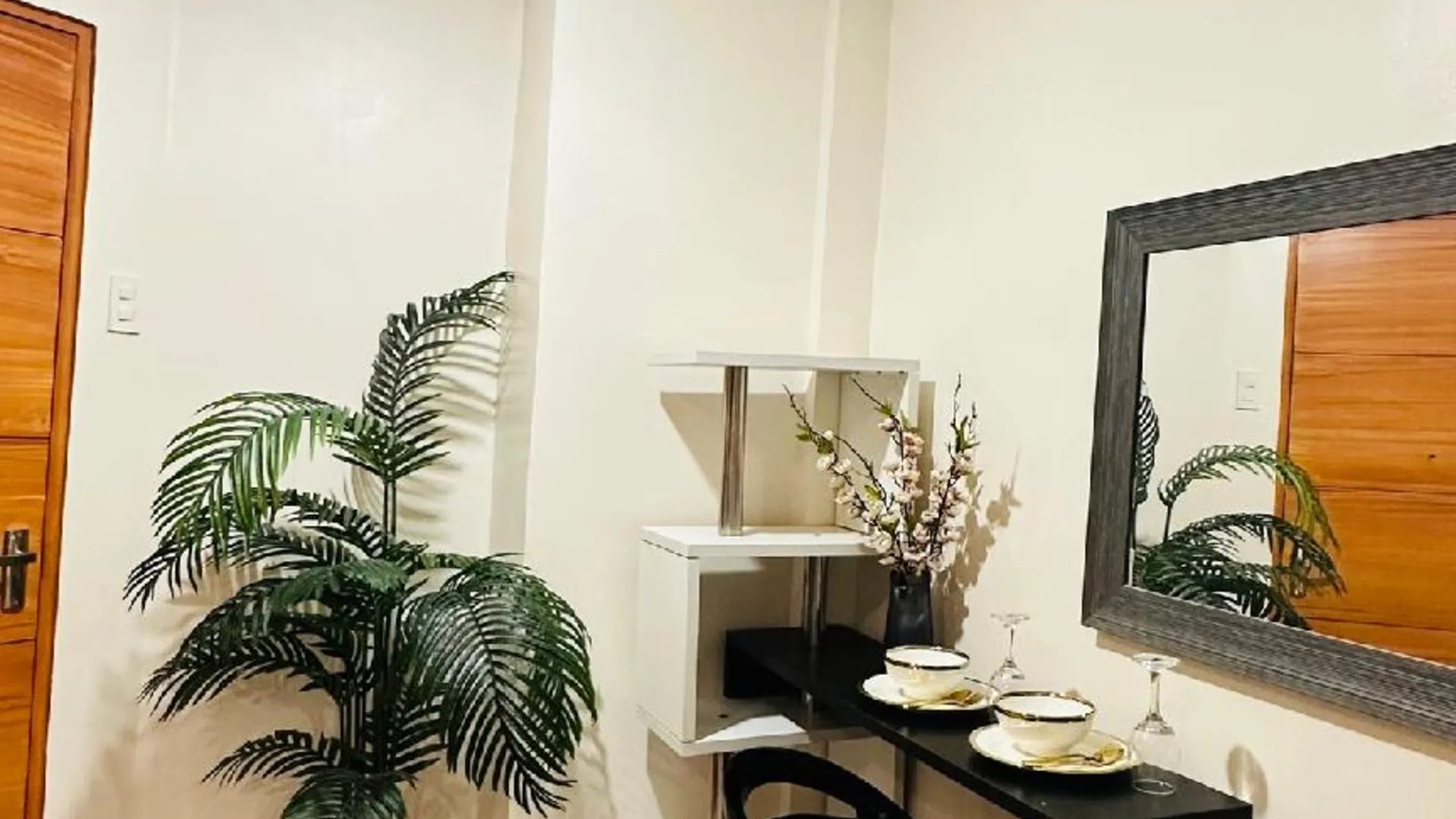 세부 밍글라닐라의 프라이빗 하우스 (m², 침실 1개, 프라이빗 욕실 1개) 2성급 싱글룸 외관