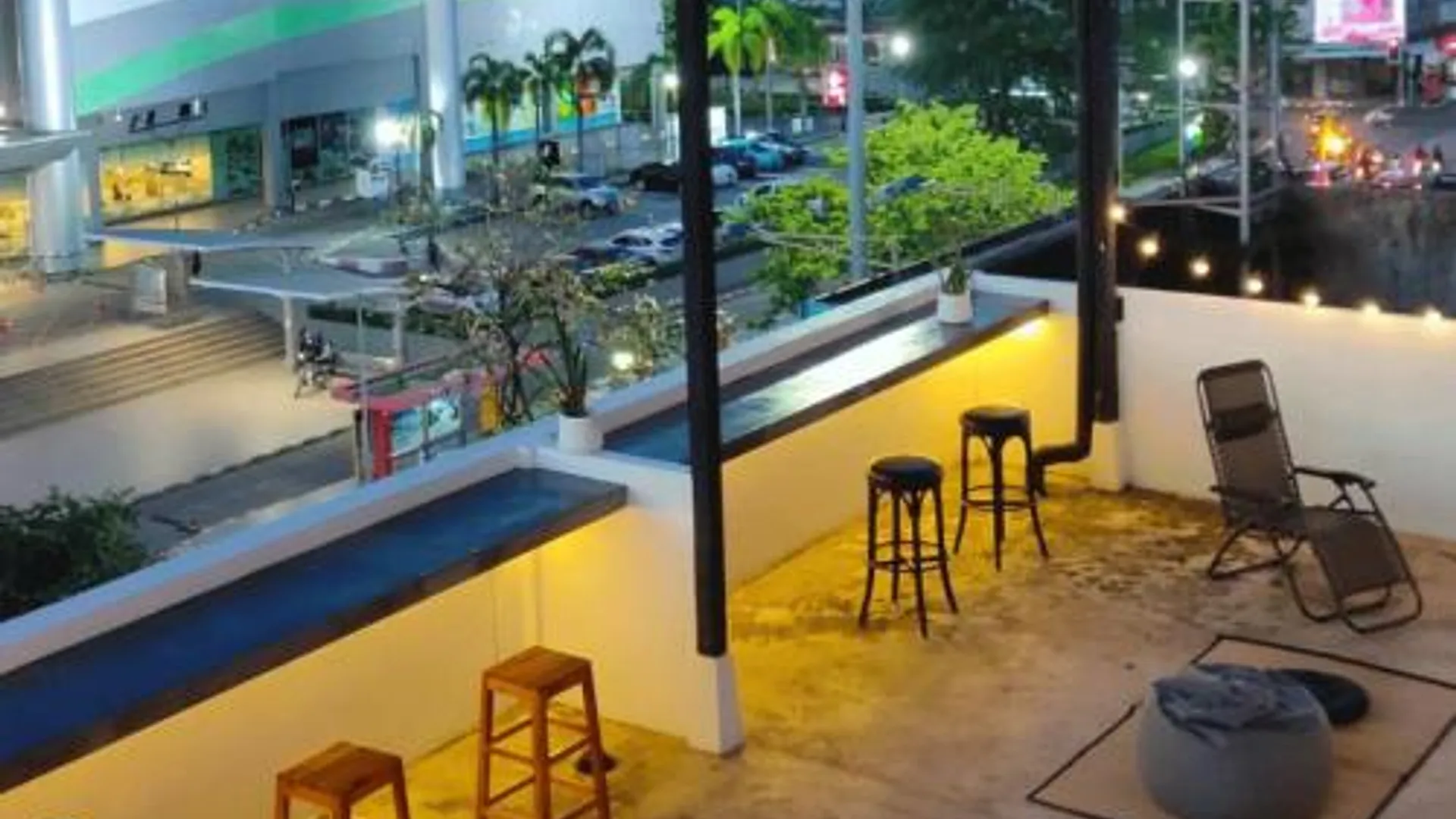 핫야이 BAAN650 Hostel 2성급 호텔 외관