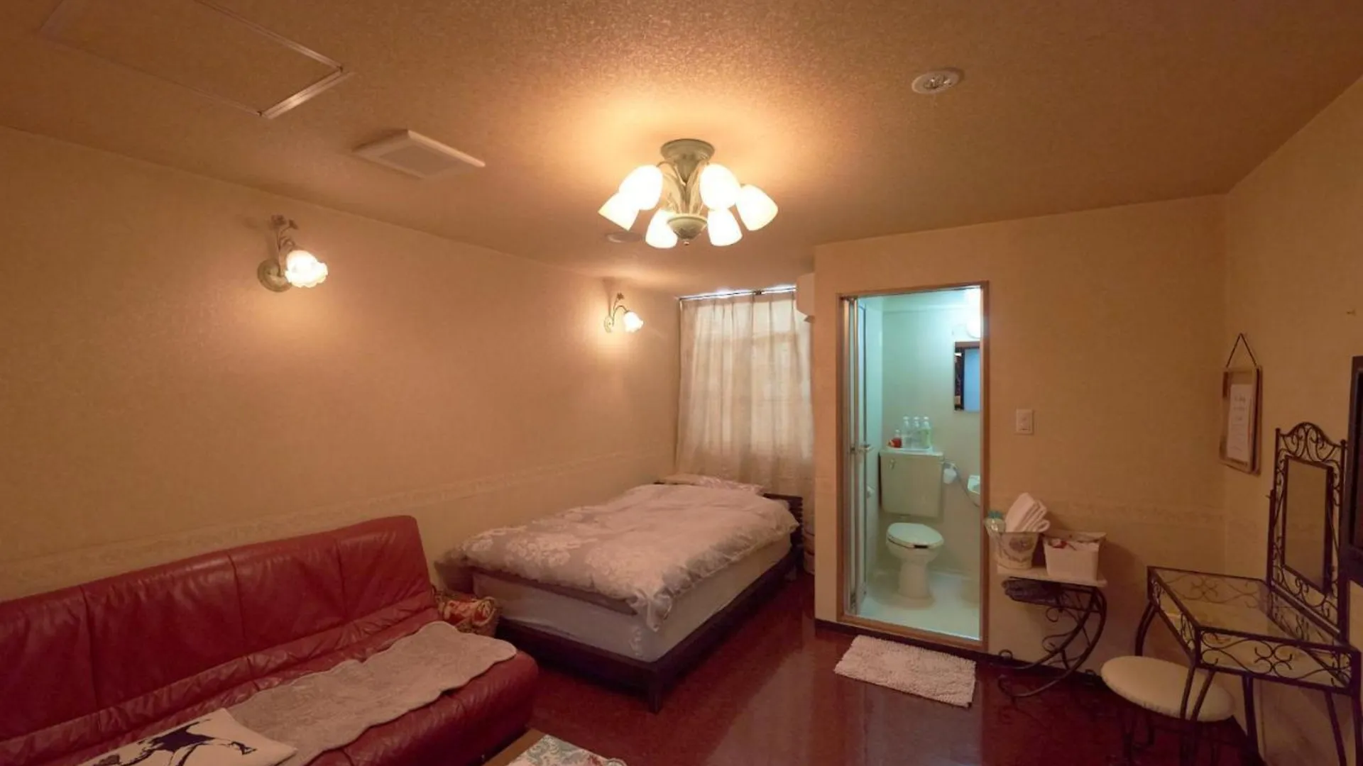 오사카 호텔 4F 마카로니 2성급 호텔 객실