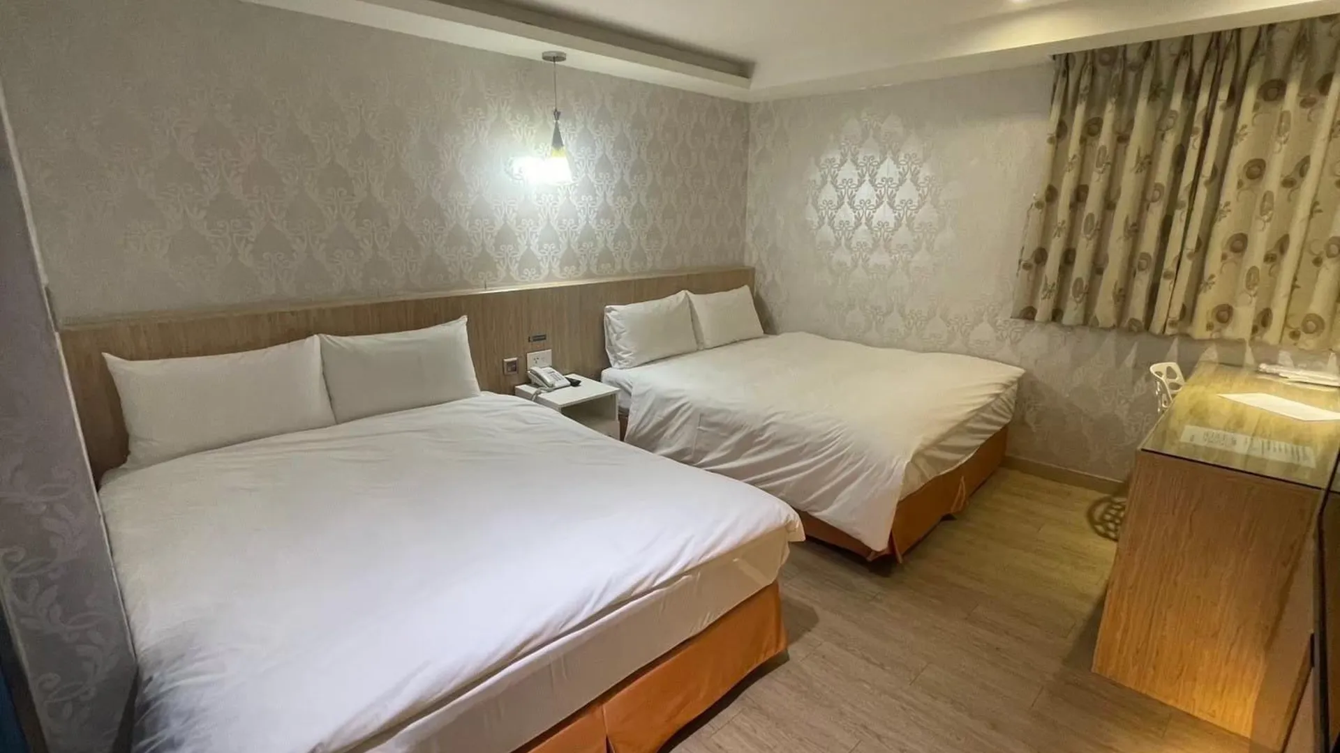 타이베이 지닌 난시 3성급 호텔 스위트룸