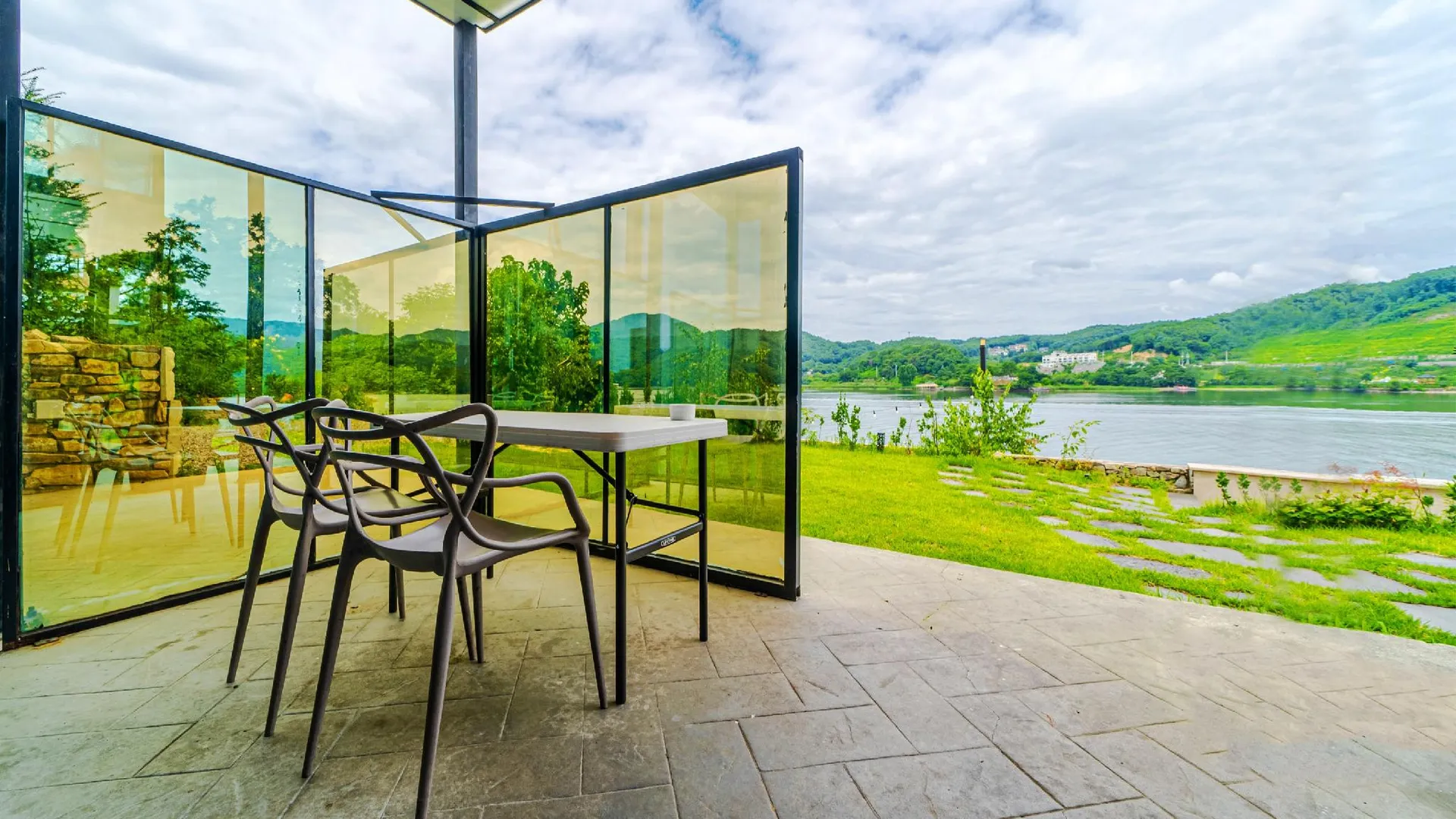 가평 가평 펜션 더 스퀘어 24 스파펜션 3성급 게스트하우스 레스토랑