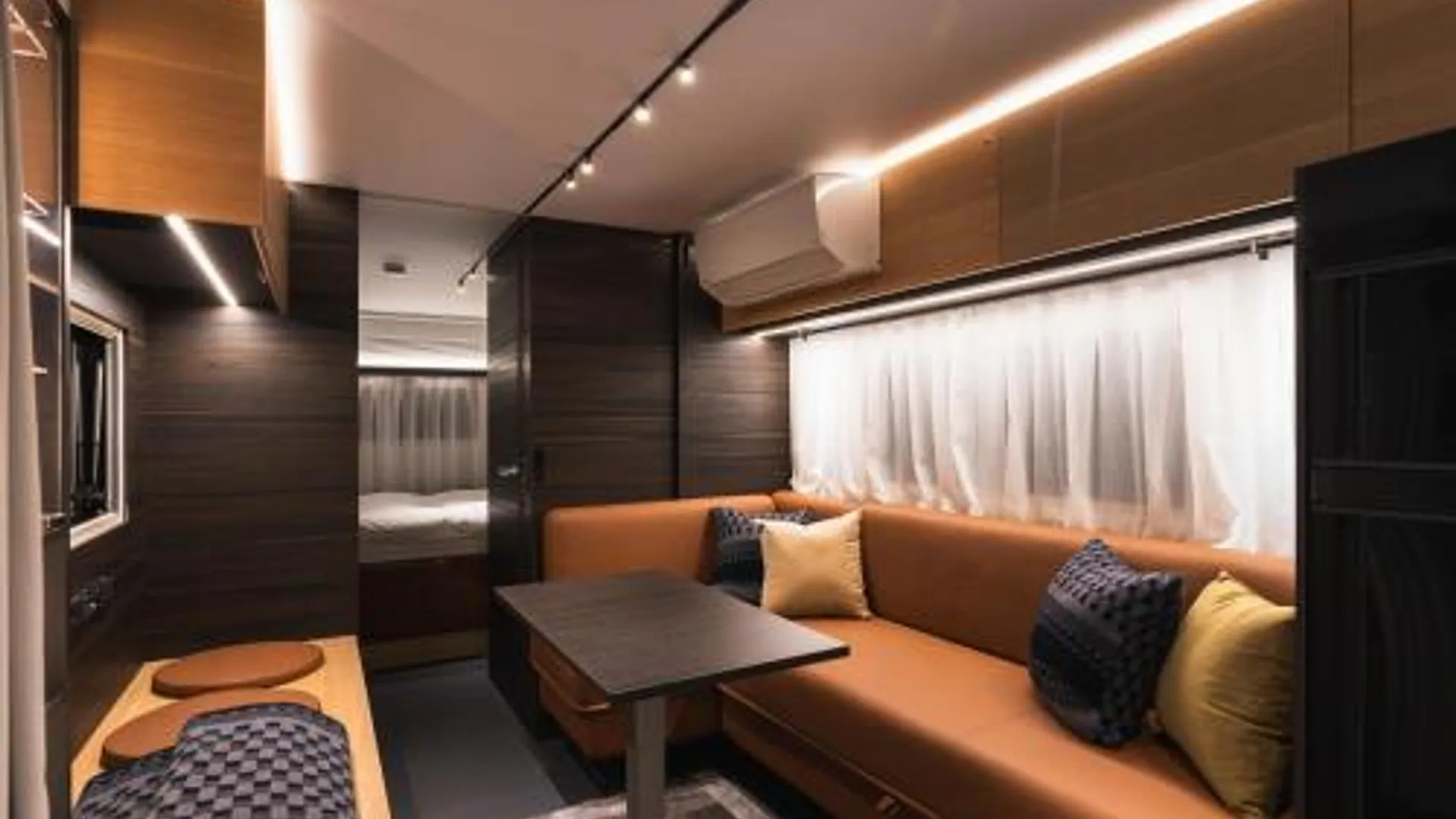 고베 Aquaignis Awaji Island TRAILER PARK 3성급 게스트하우스 스위트룸