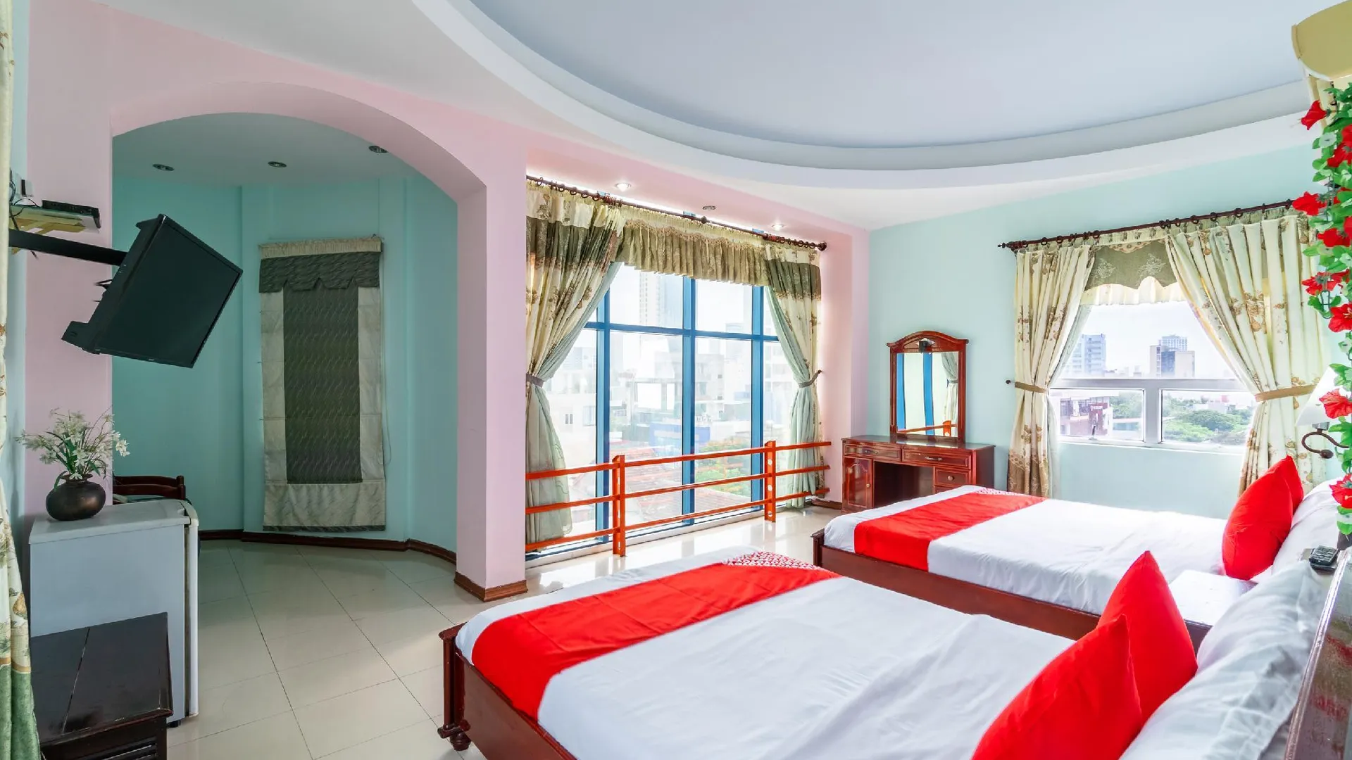 다낭 슈퍼 OYO 266 골든 게이트 2성급 호텔 스위트룸