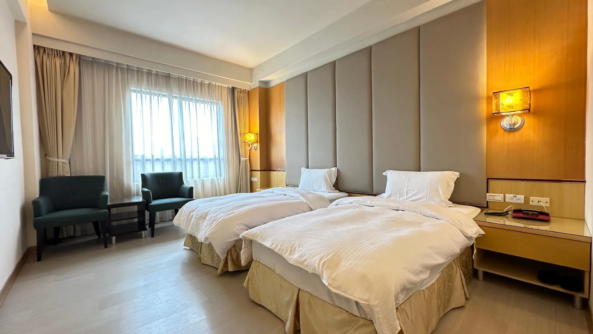 타이베이 지옌탄 유스 호텔 3성급 호텔 스위트룸