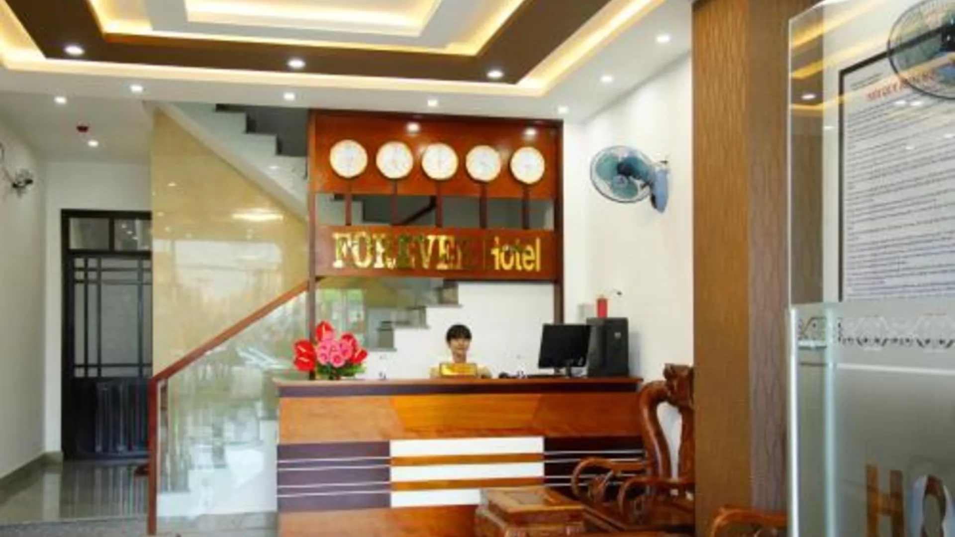 다낭 포에버 호텔 1성급 호텔 로비