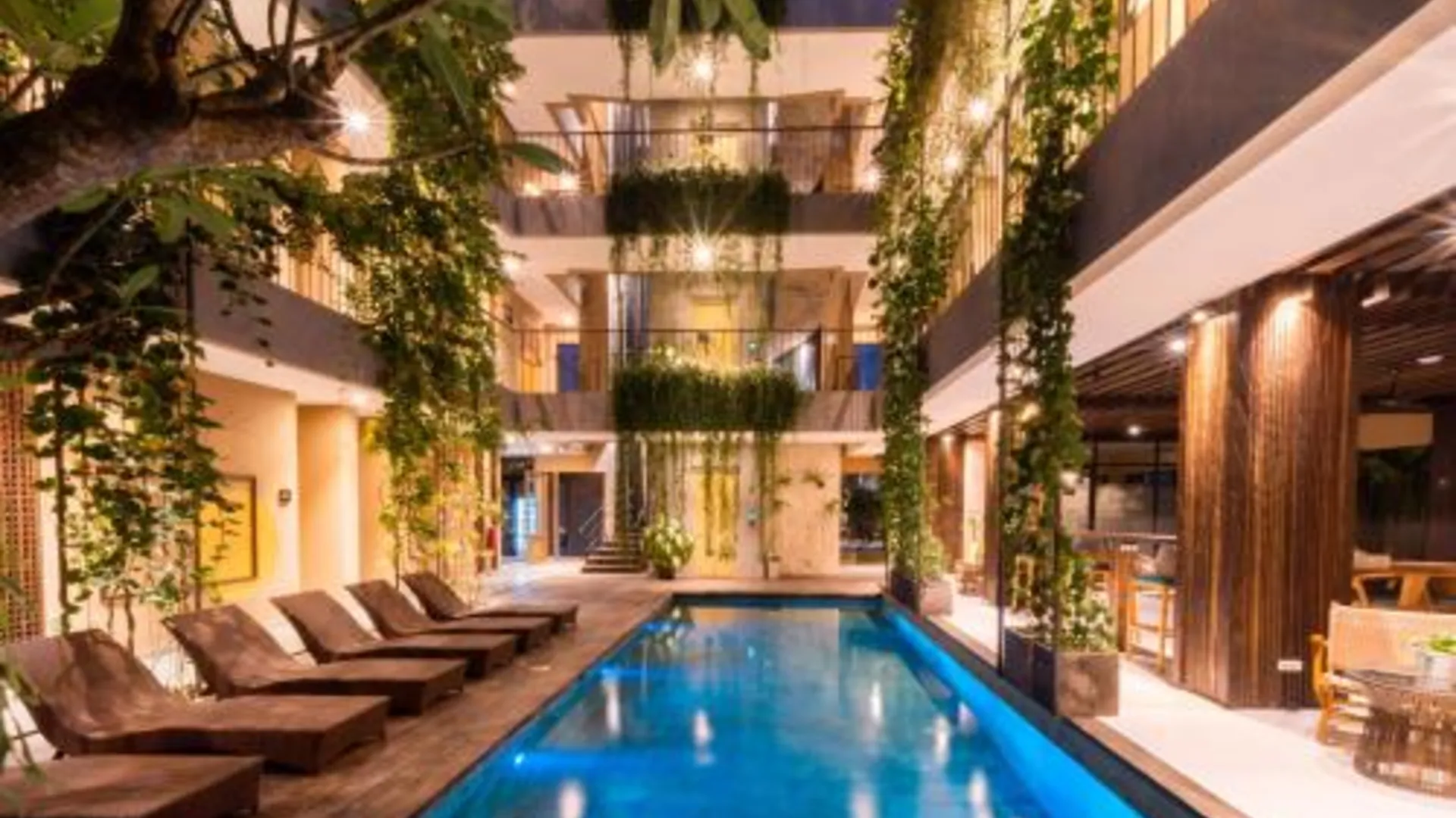 발리 타나가 코리빙 3성급 호텔 스위트룸