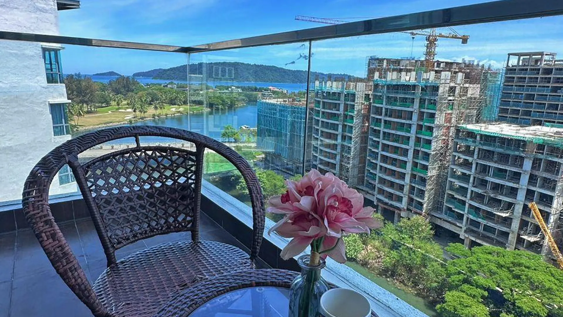 코타키나발루 탄중 아루의 아파트먼트 (1300m², 침실 3개, 프라이빗 욕실 2개) 4성급 싱글룸 객실