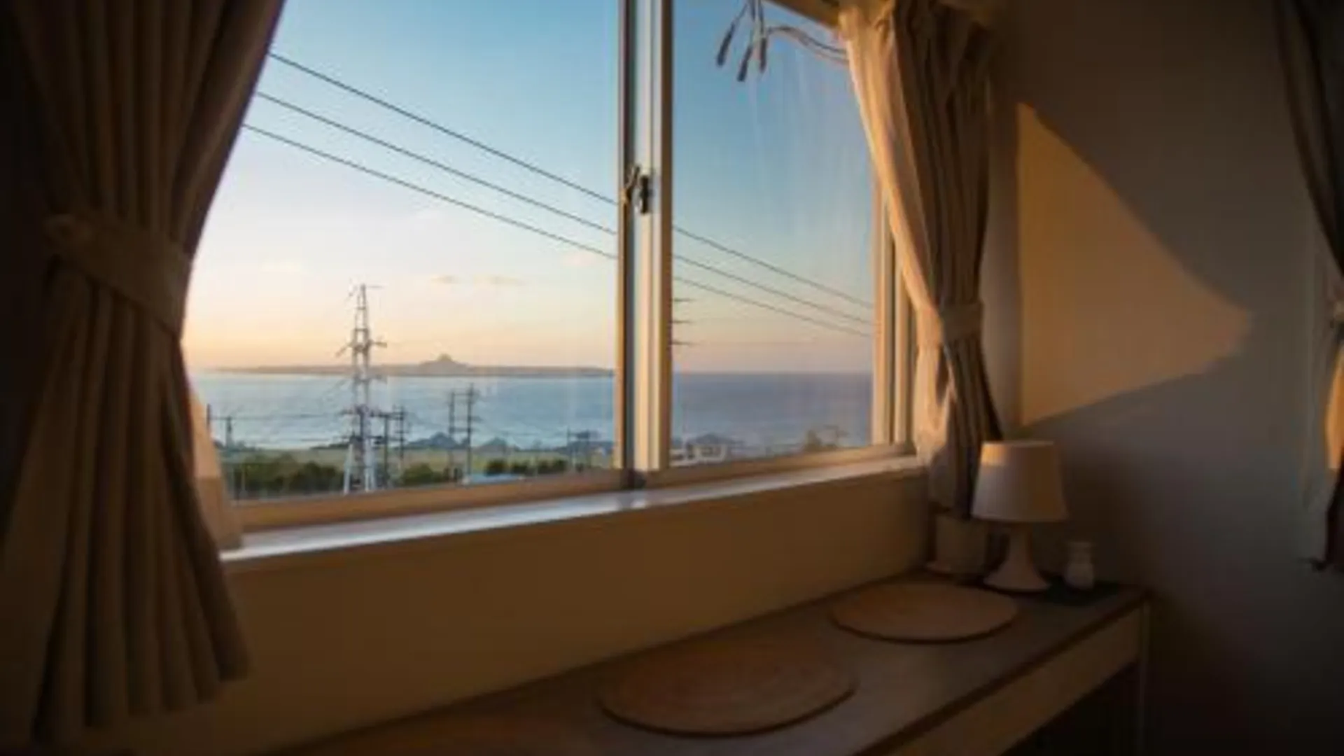 오키나와 본섬 パークサイドモリ 3성급 호텔 외관