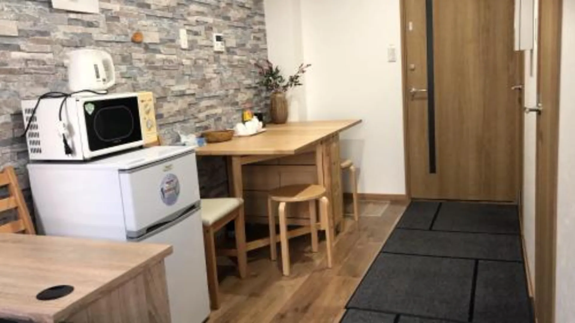 오사카 Wakatsuki House 1성급 호텔 로비