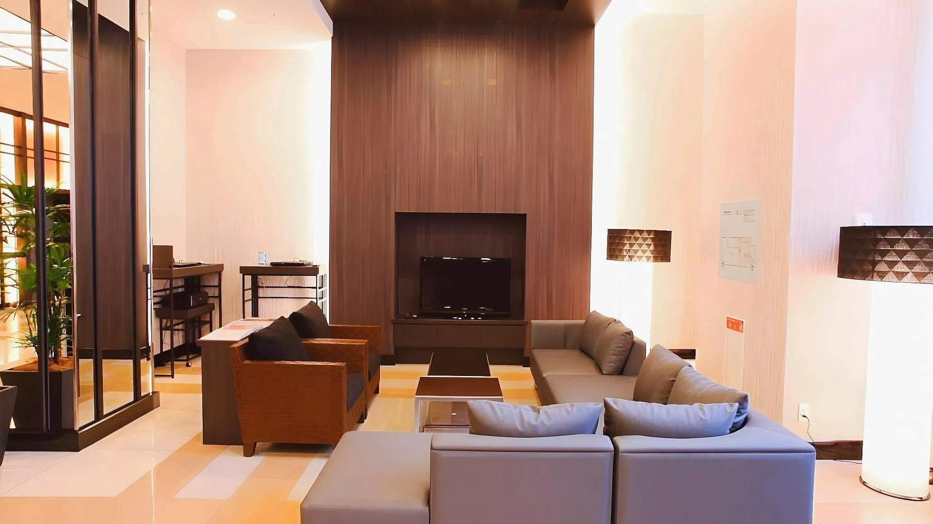 교토 다이와 로이넷 호텔 교토-하치조구치 3성급 호텔 외관