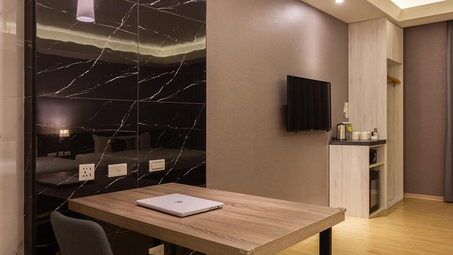 타이베이 체크 인 뉴 타이페이 루저우 3성급 호텔 외관