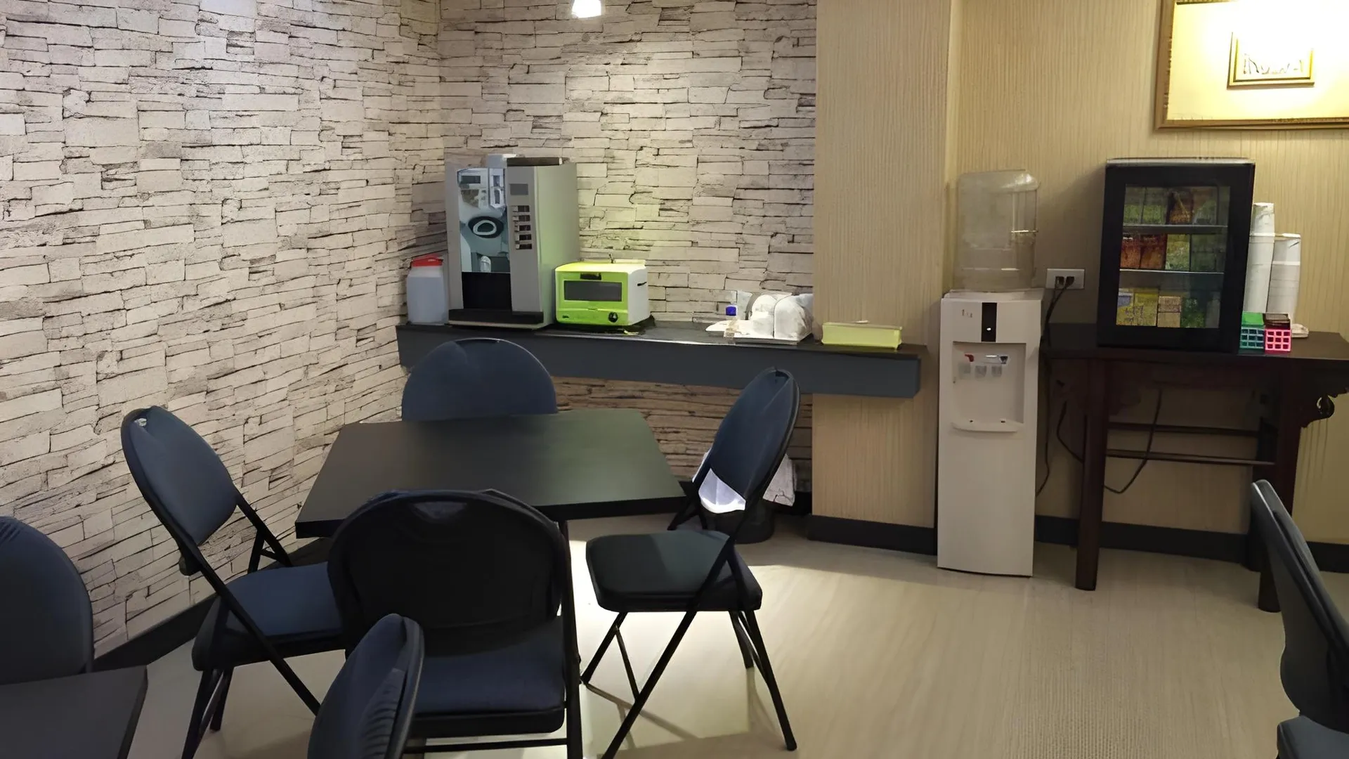 타이베이 저스트 라이브 인-타이베이 스테이션 3성급 호텔 전망