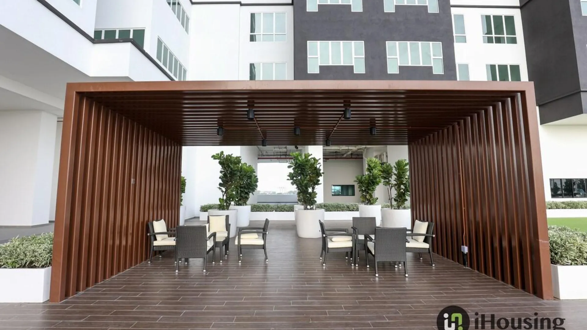 말라카 Amber Cove Cream Aesthetic 2BR 0725 | I Housing 3성급 게스트하우스 레스토랑