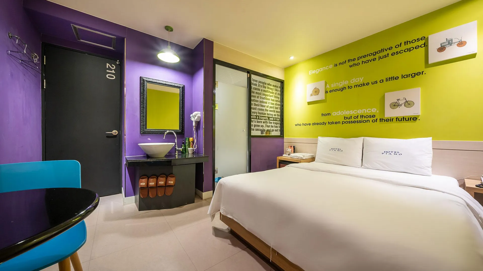 서울 성북 보문동 피아노 2성급 호텔 객실