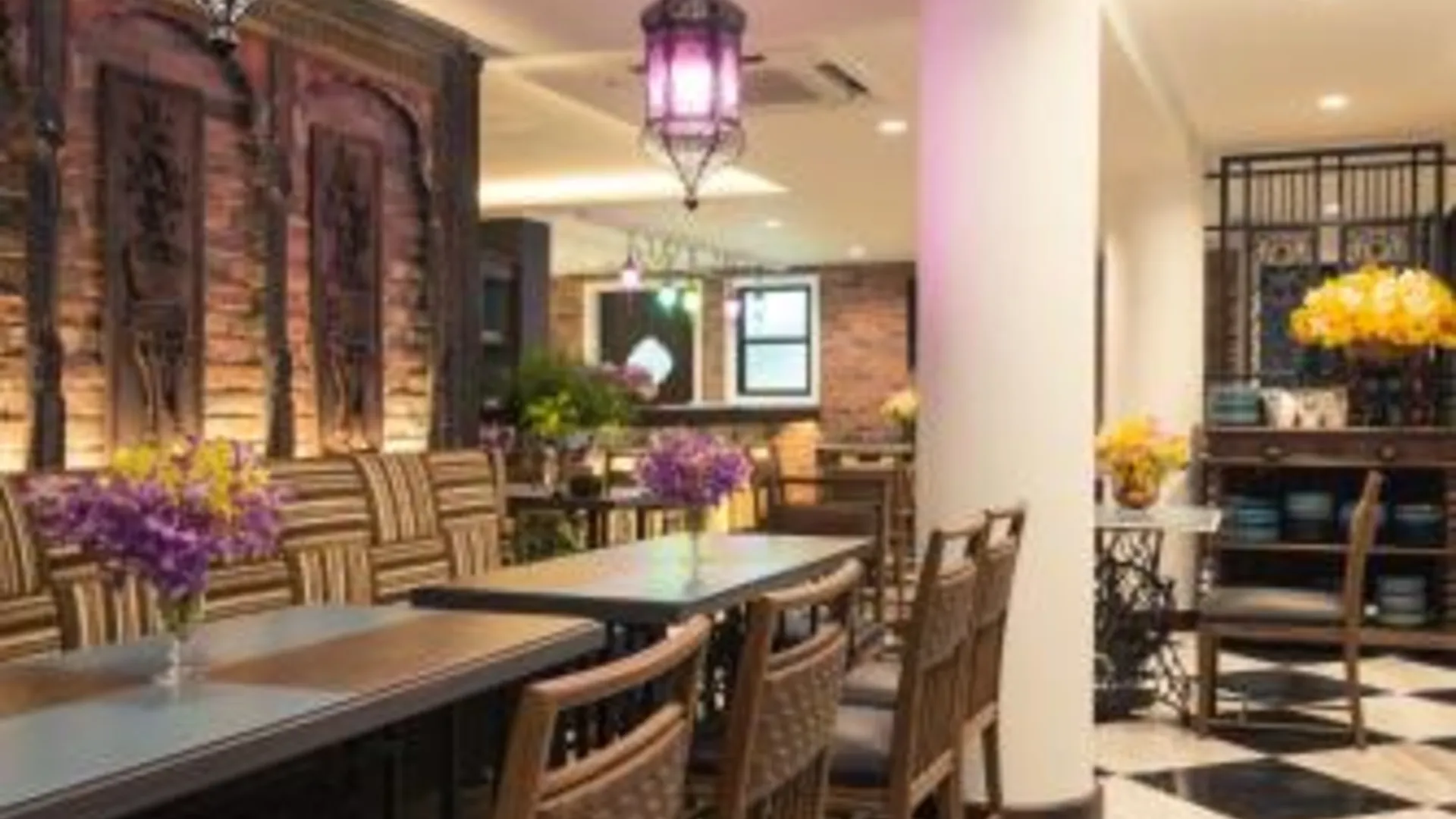 방콕 사라스 호텔 3성급 호텔 레스토랑