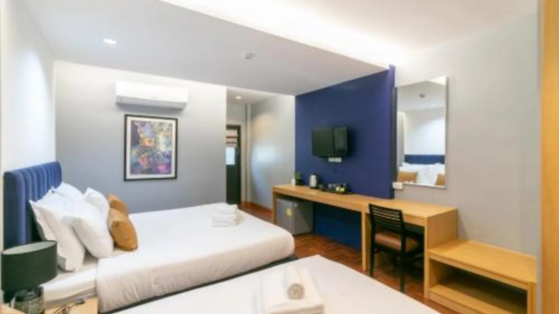 방콕 캐슬 블랙 방콕 2성급 호텔 스위트룸