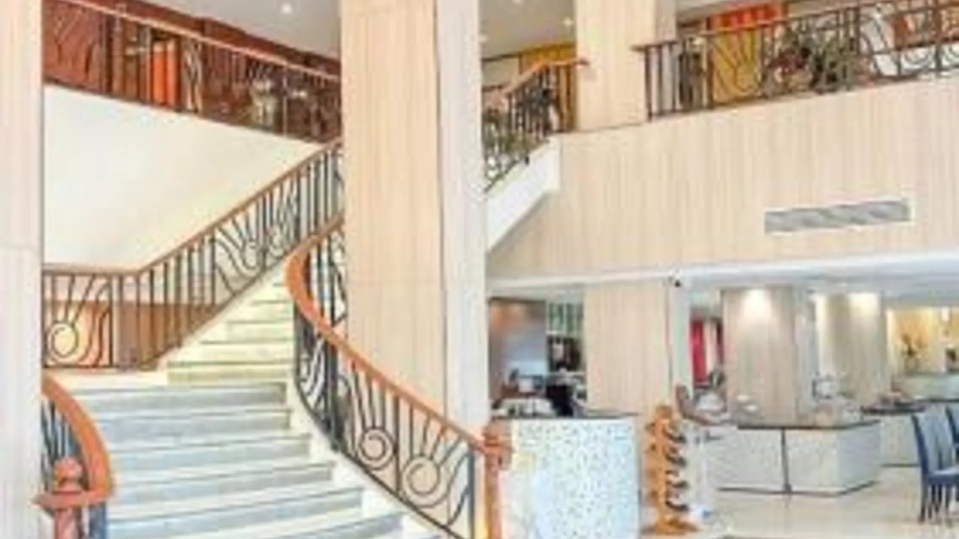 방콕 마루아이 가든 호텔 4성급 호텔 객실