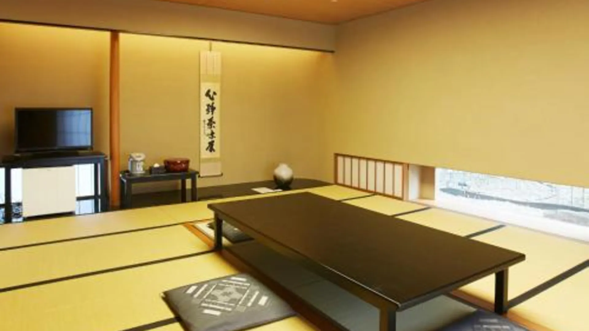 오사카 오사카 아카데미아 3성급 호텔 전망