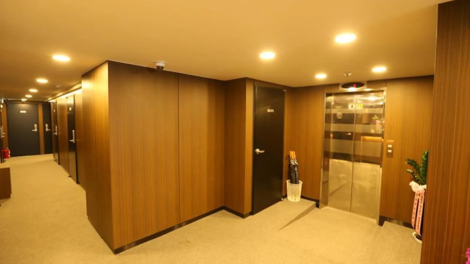 서울 트립스테이 명동 2성급 호텔 외관