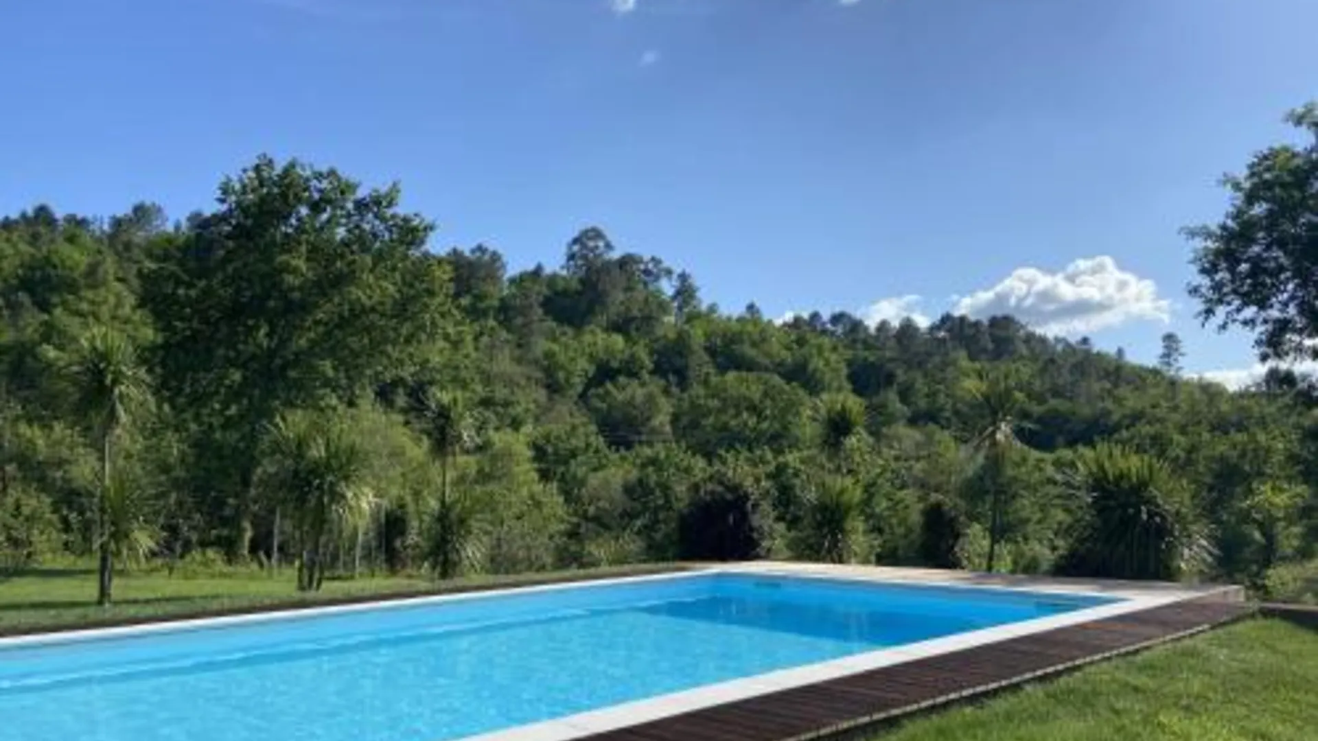 파페 Devagar & Devagarinho 3성급 싱글룸 수영장