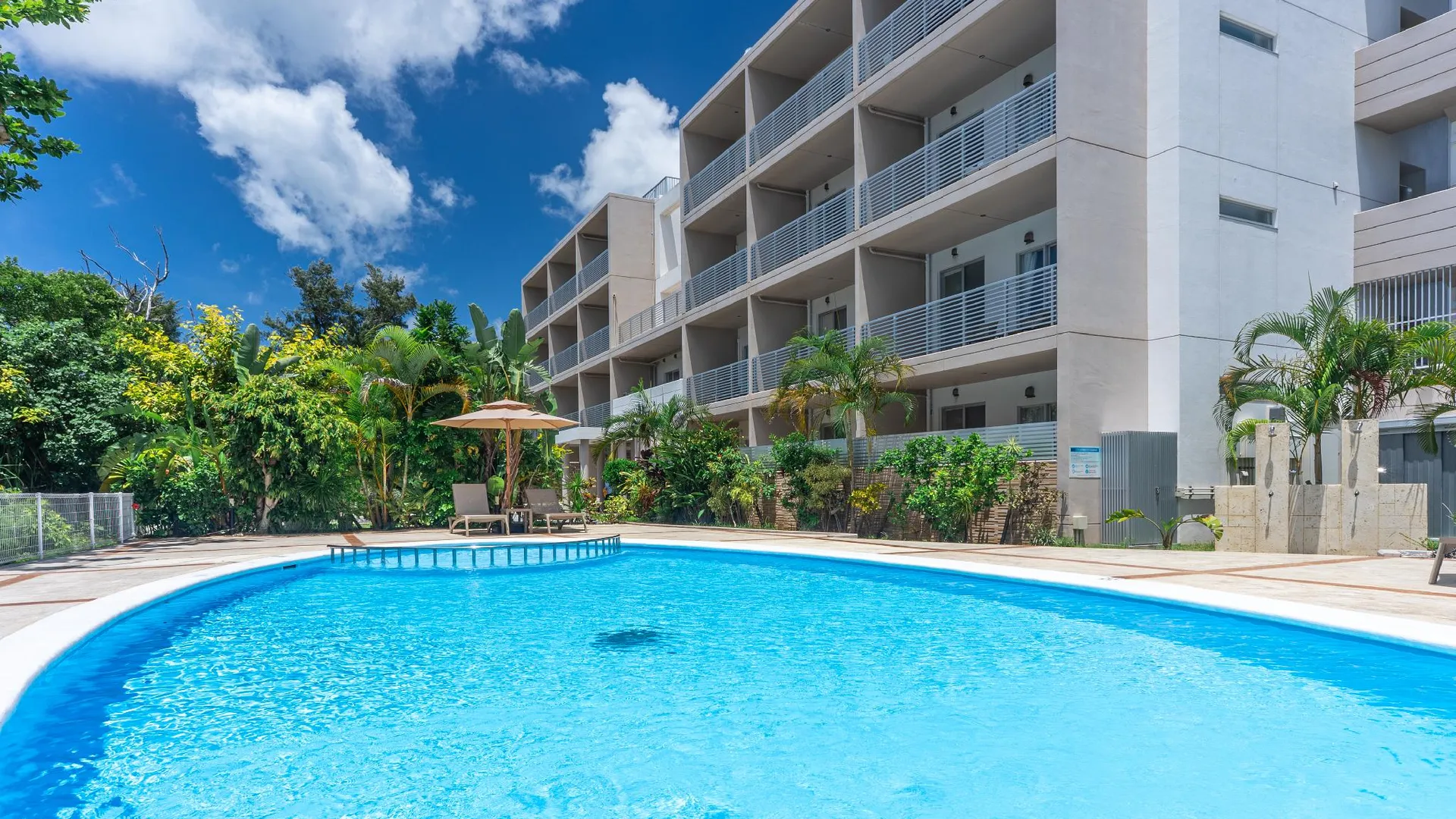 오키나와 본섬 오디시스 온나 리조트 호텔 3성급 호텔 로비