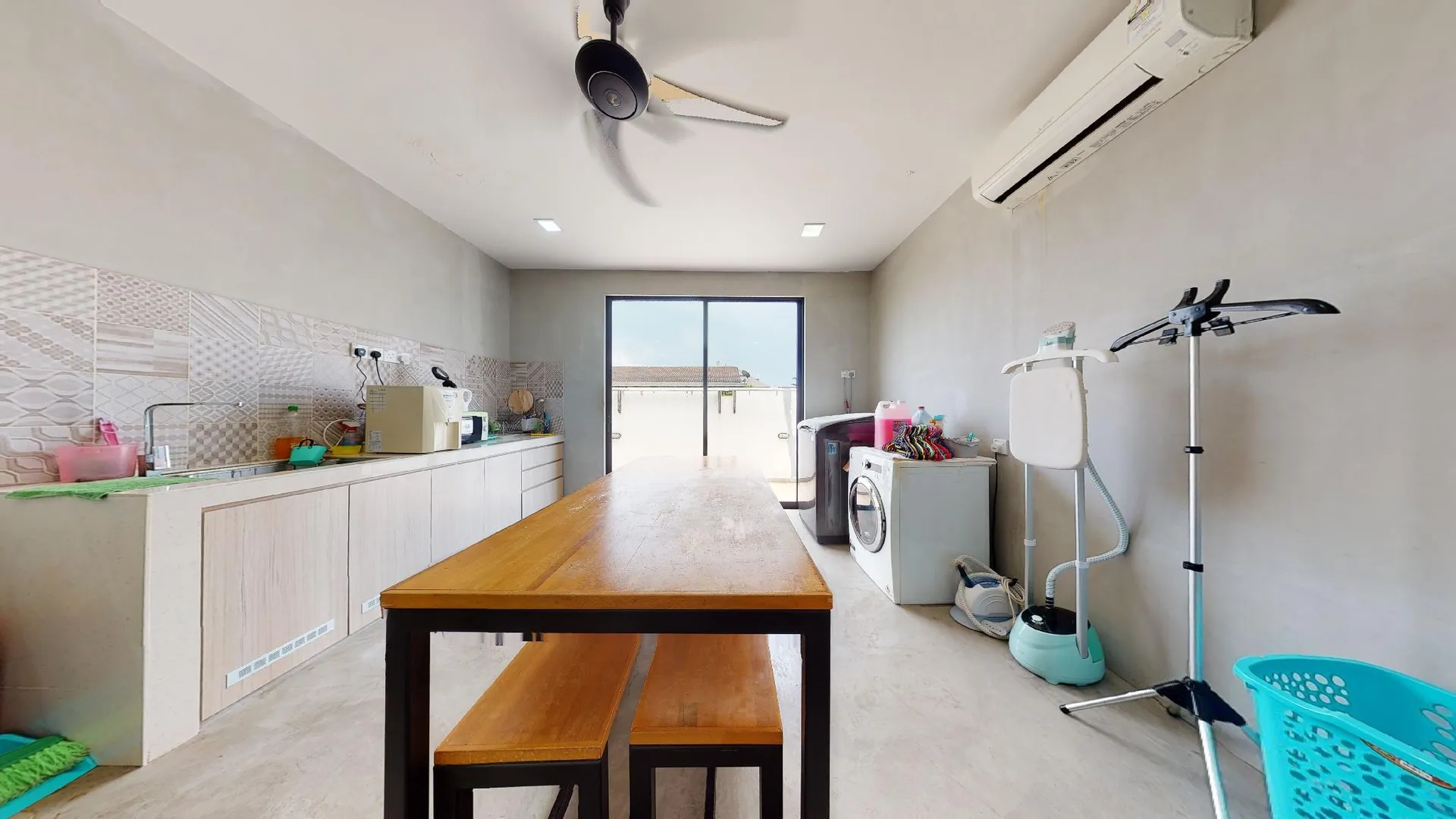 쿠안탄 쿠안탄 시티의 프라이빗 하우스 (130m², 침실 5개, 프라이빗 욕실 5개) 3성급 싱글룸 수영장