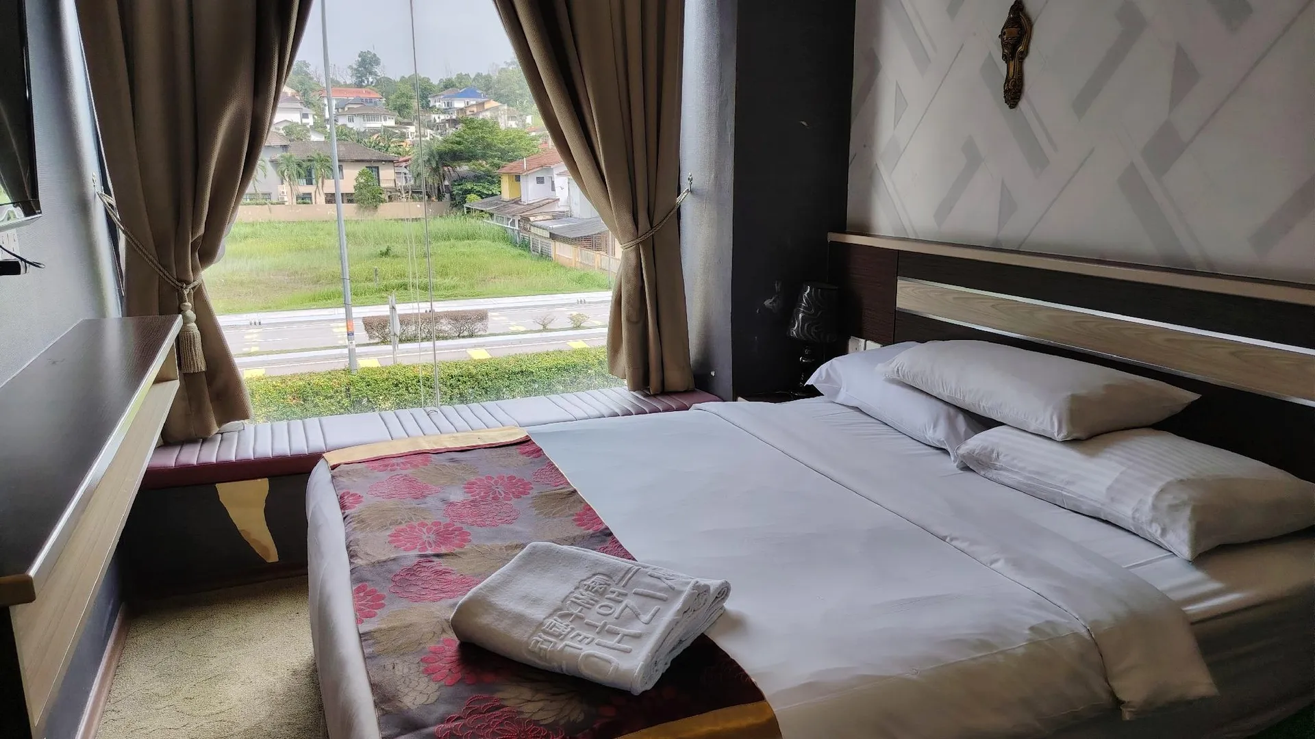 조호바루 / 조호르바루 디 아든스 호텔 - 농칙, 콜람에어, 조호바루 1성급 호텔 스위트룸