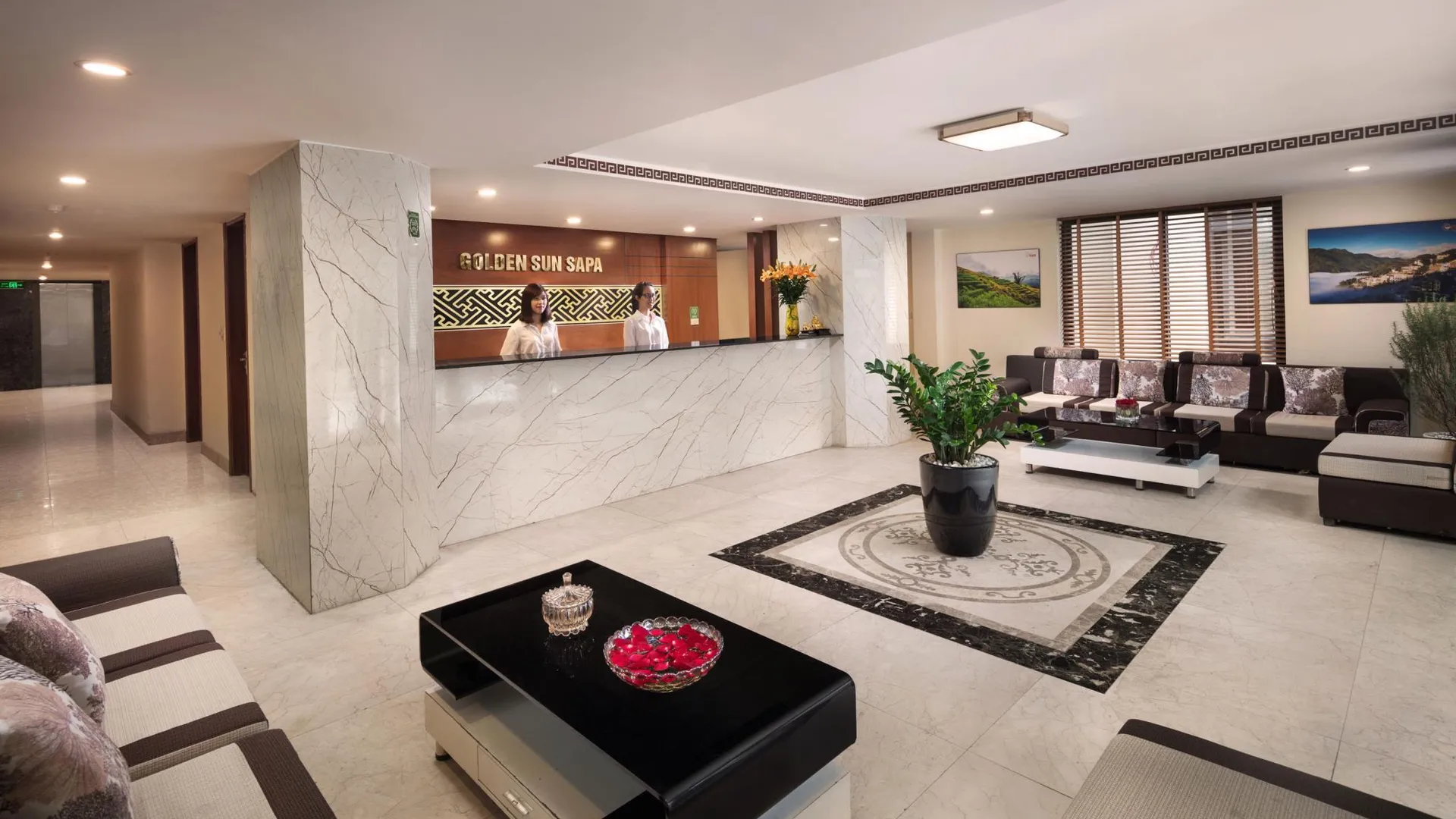 사파 골든 빌라 사파 호텔   3성급 호텔 로비