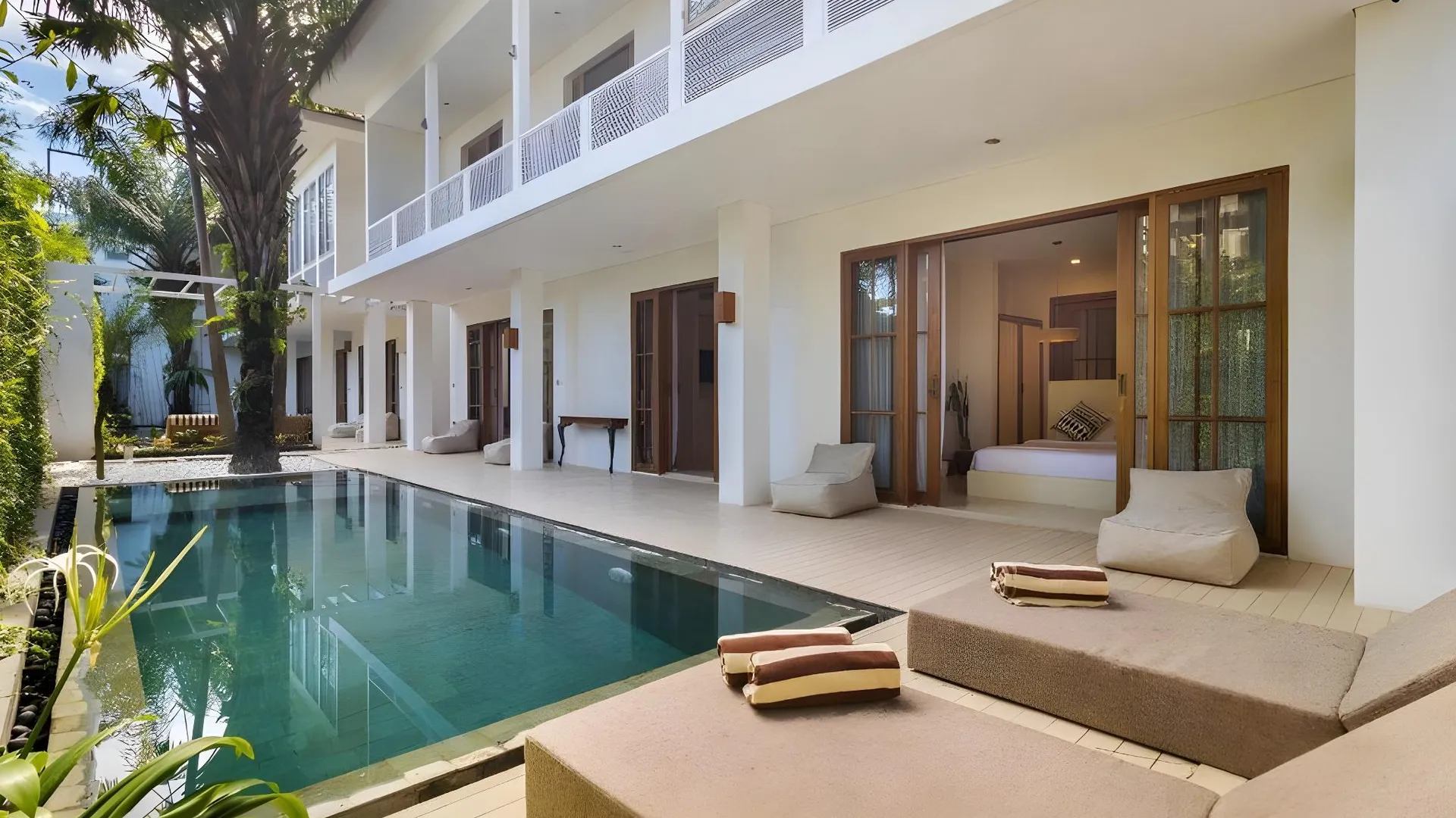 발리 화이트 구스 부티크 호텔 4성급 호텔 스위트룸