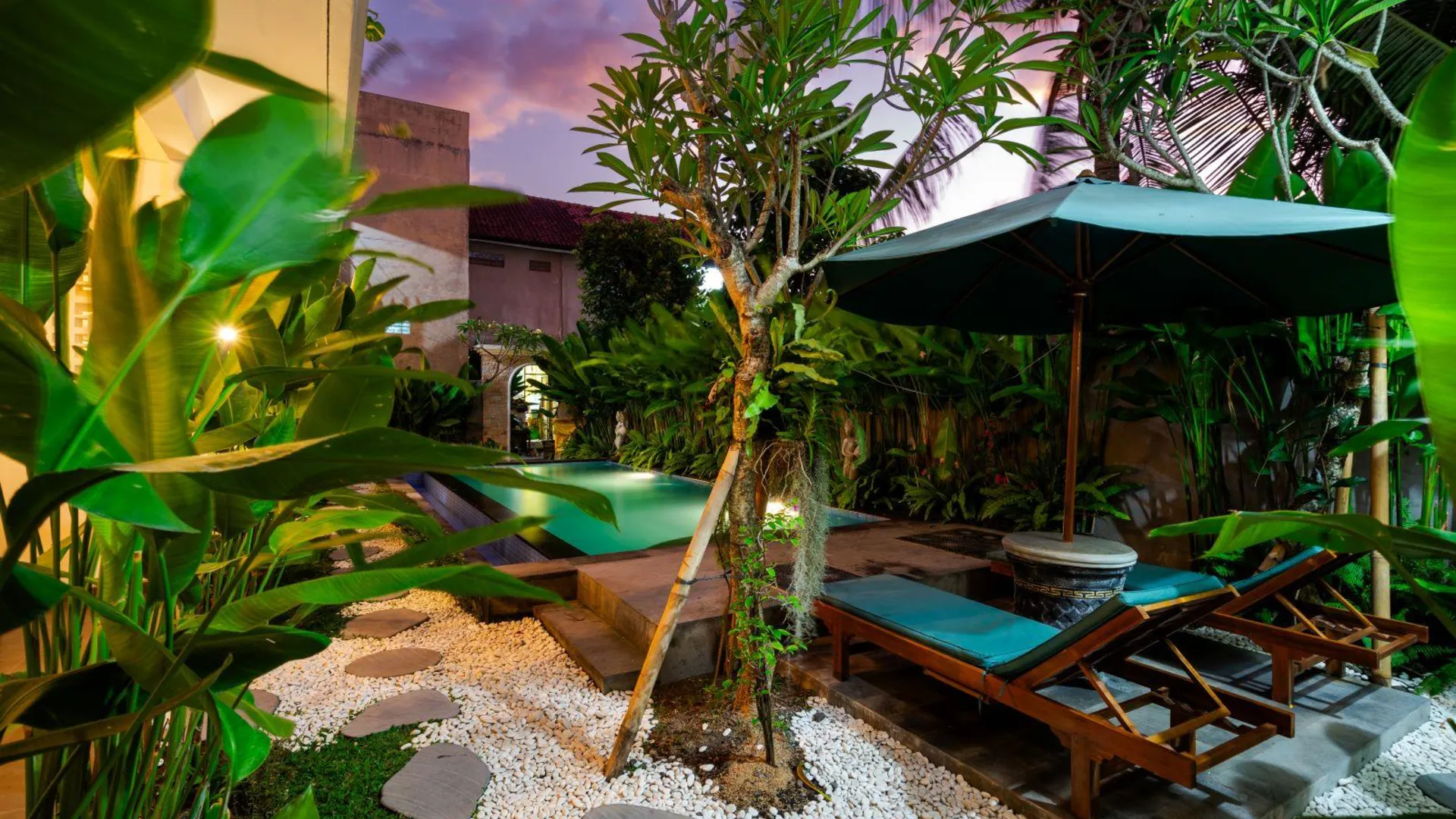 발리 마하야나 빌라 타나롯 3성급 호텔 전망