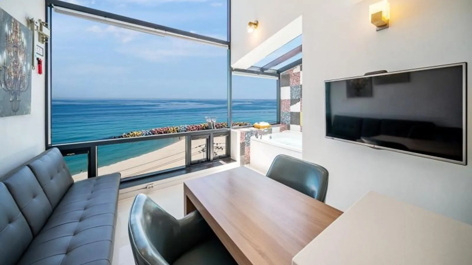 강릉 강릉 S202 스파펜션 2성급 게스트하우스 스위트룸