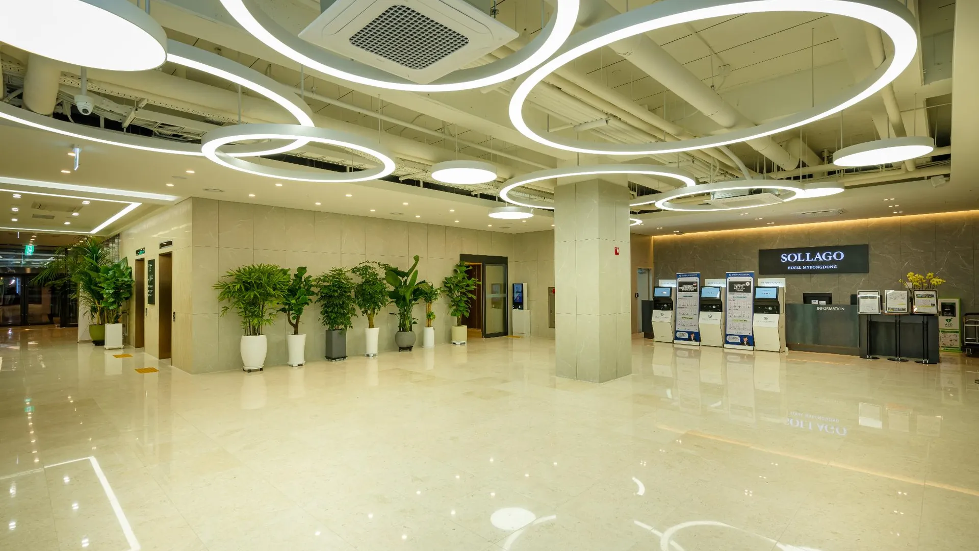 서울 솔라고 명동 호텔 앤 레지던스 4성급 호텔 레스토랑