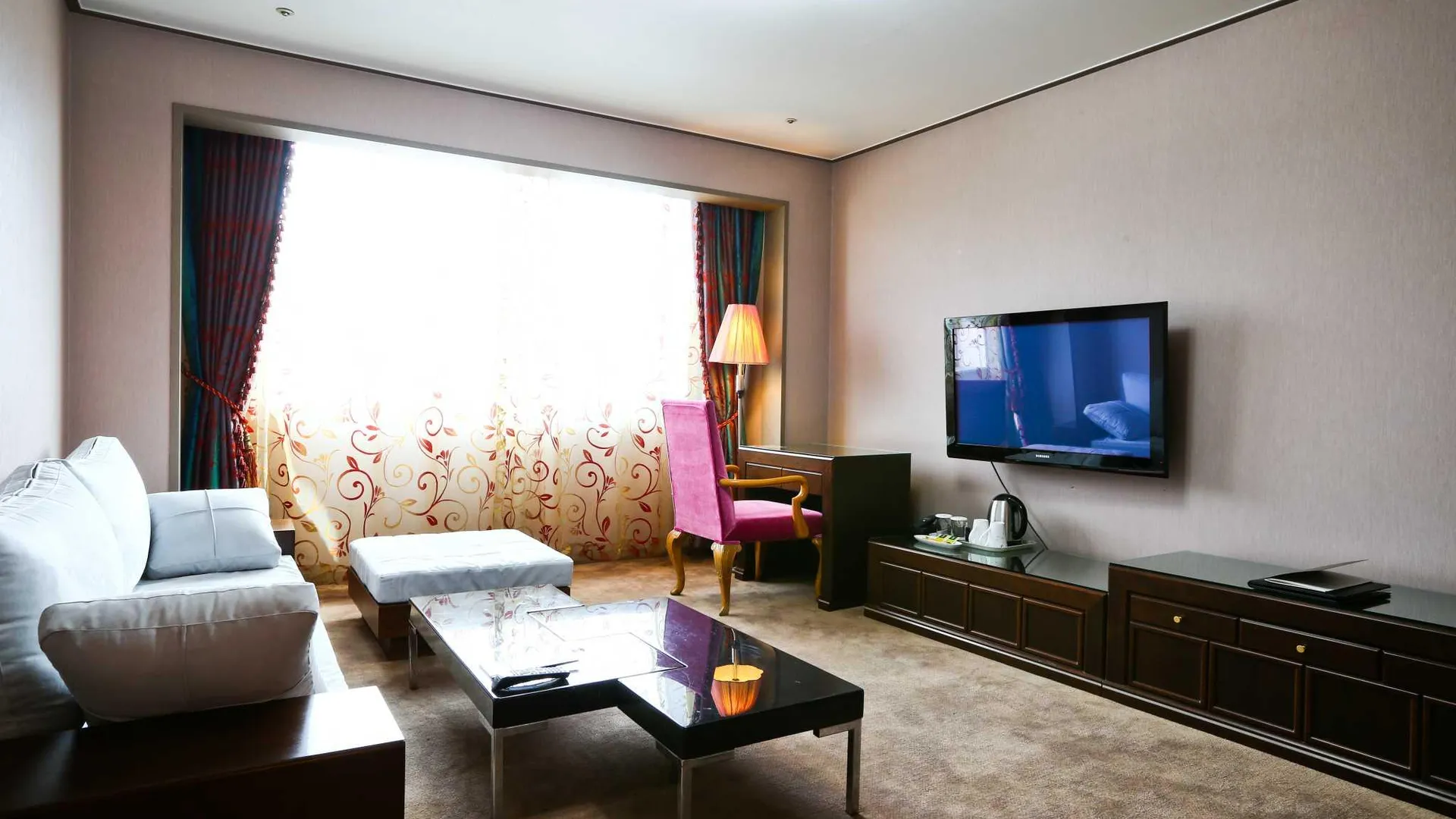 대전 제이에이치레전드호텔 호텔 스위트룸